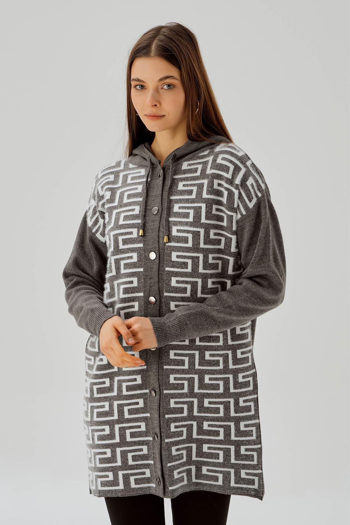 Gri Labirent Desen Düğmeli Hırka 3505 