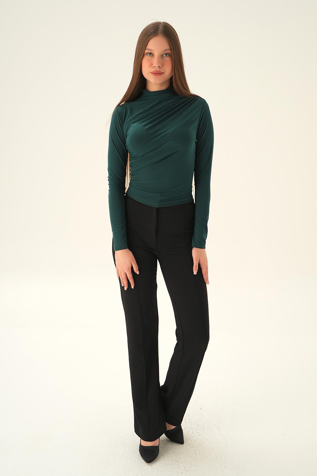 Zümrüt Omuz Pileli Bluz 3568 - 6