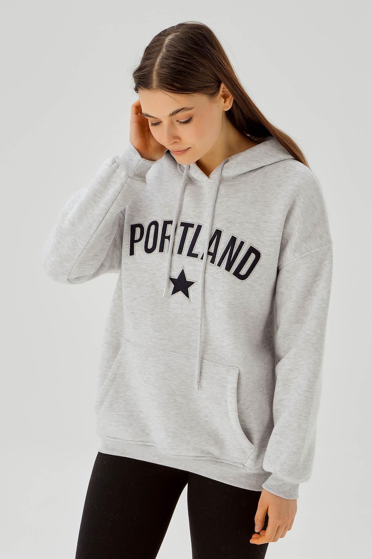 Gri Kapüşonlu Yazı Baskılı Sweat 3671 - 1