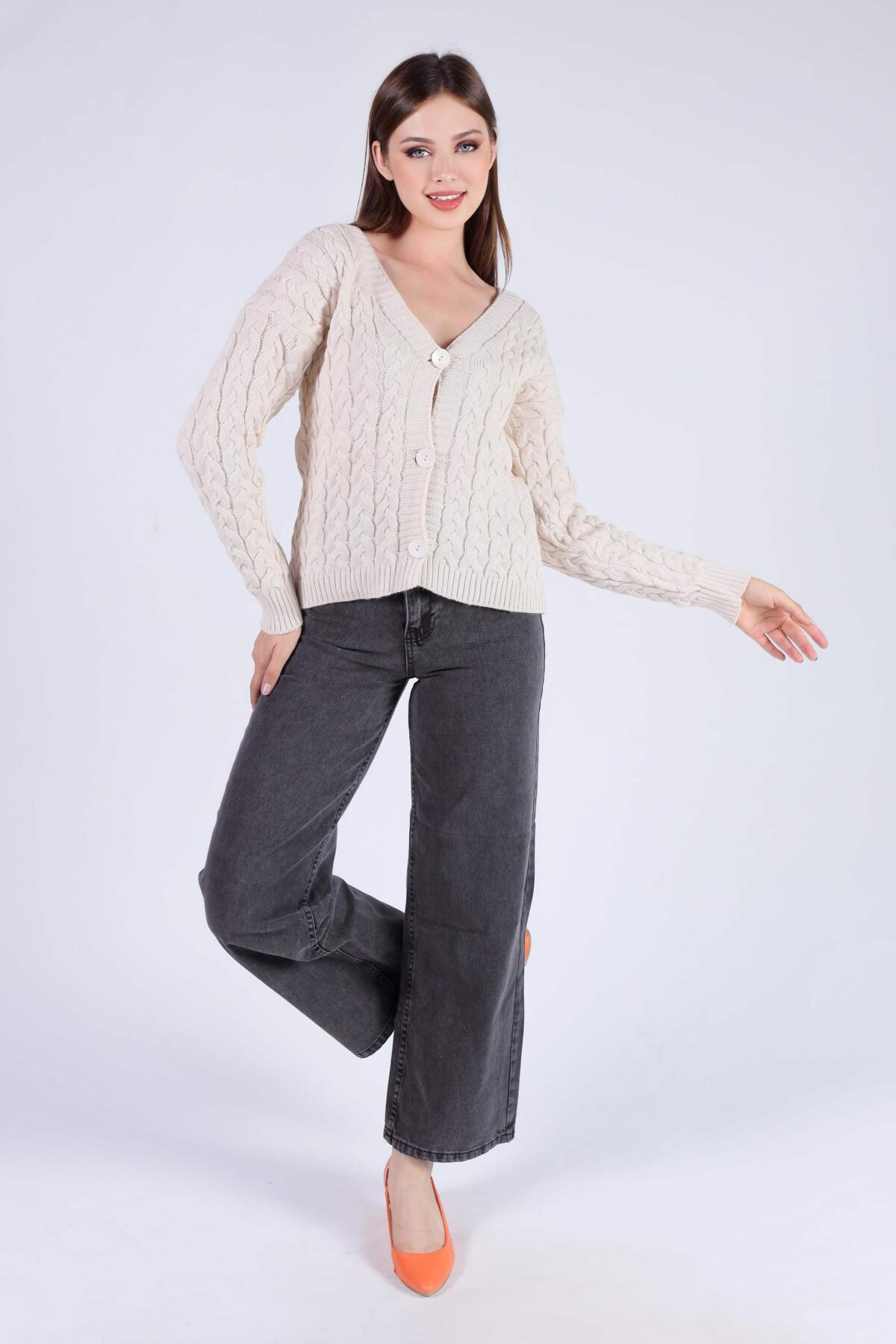 Krem Örgü Detay Hırka 379 - 5