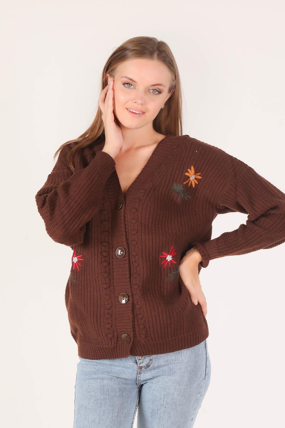 381 Nakışlı Düğmeli Hırka Acı Kahve - 2