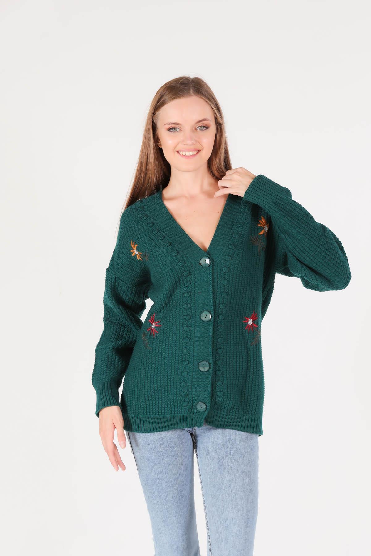 381 Nakışlı Düğmeli Hırka Nefti 