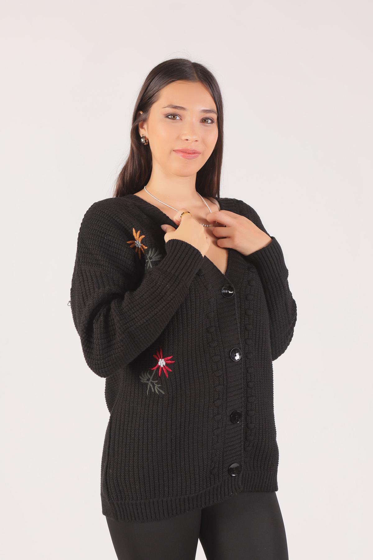 381 Nakışlı Düğmeli Hırka Siyah - 2