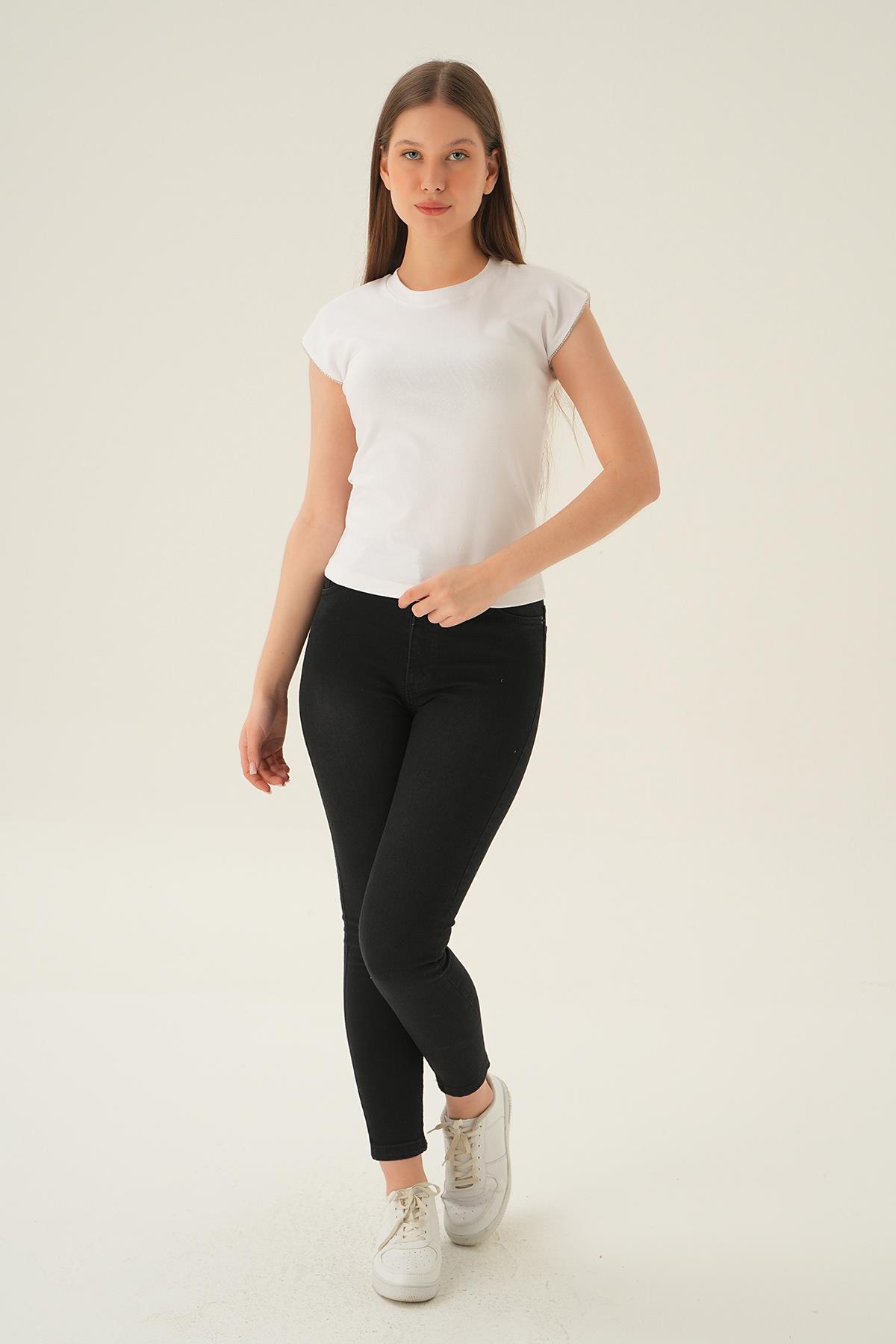 Beyaz Kol Taş Detay Tişört 3820 - 6