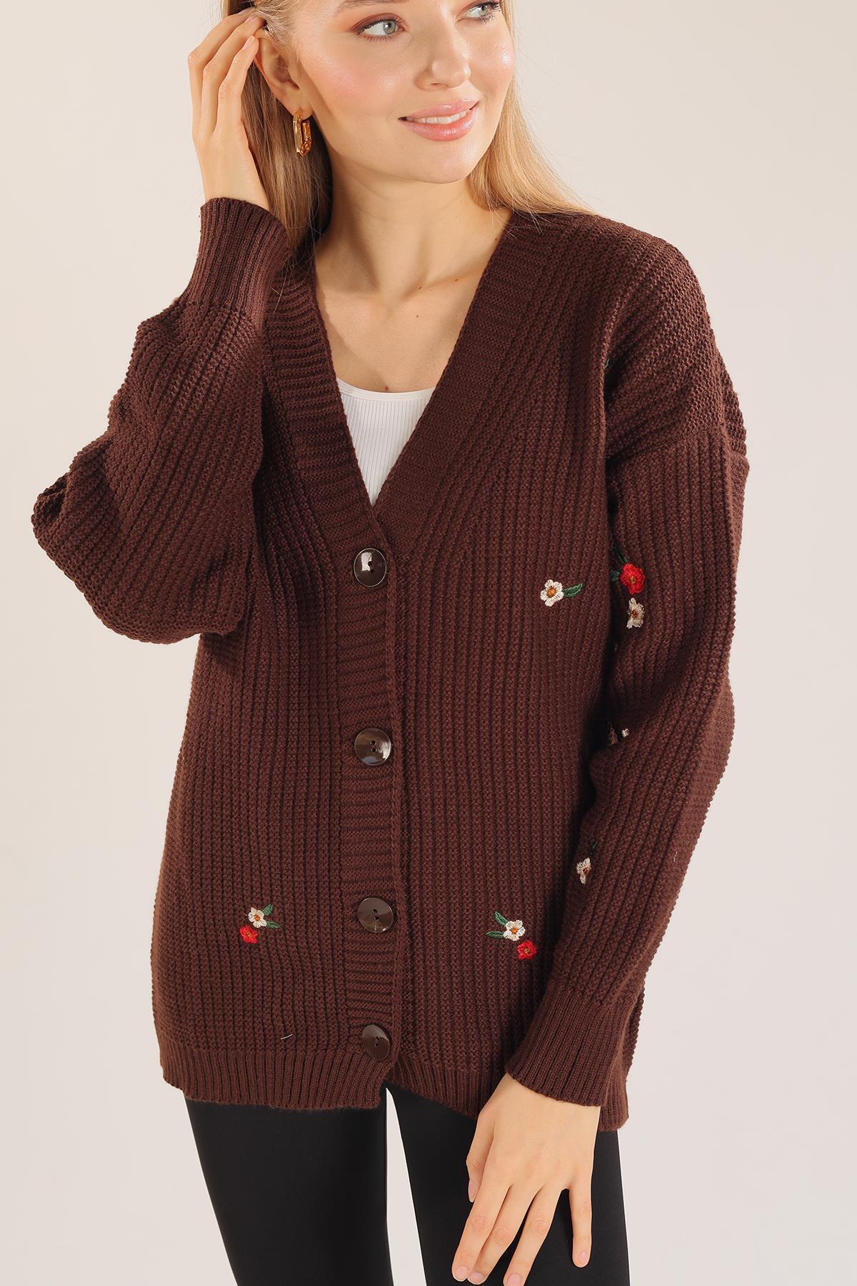 Acı Kahve Çiçek Nakışlı Hırka 383 - 4