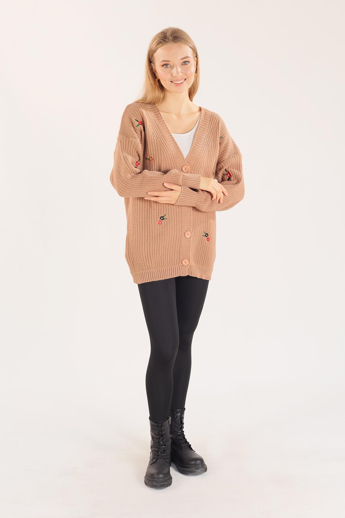 383 Çiçek Nakışlı Hırka Camel - 2