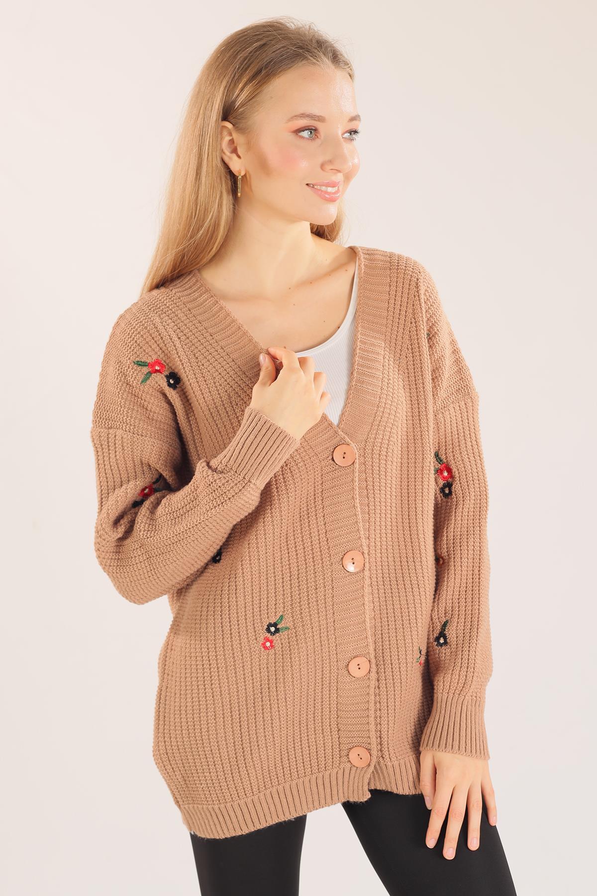 383 Çiçek Nakışlı Hırka Camel - 3