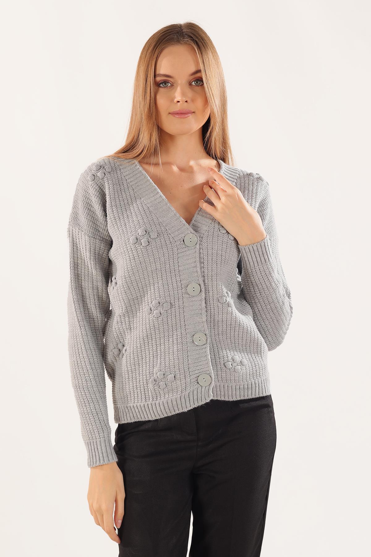 4002 Kabartma Desen Düğmeli Hırka Gri - 2