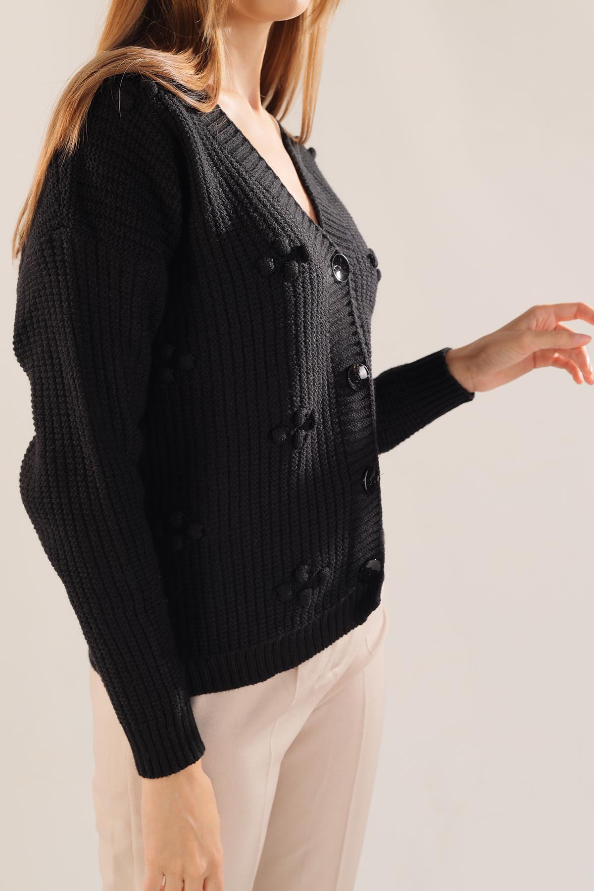 4002 Kabartma Desen Düğmeli Hırka Siyah - 4