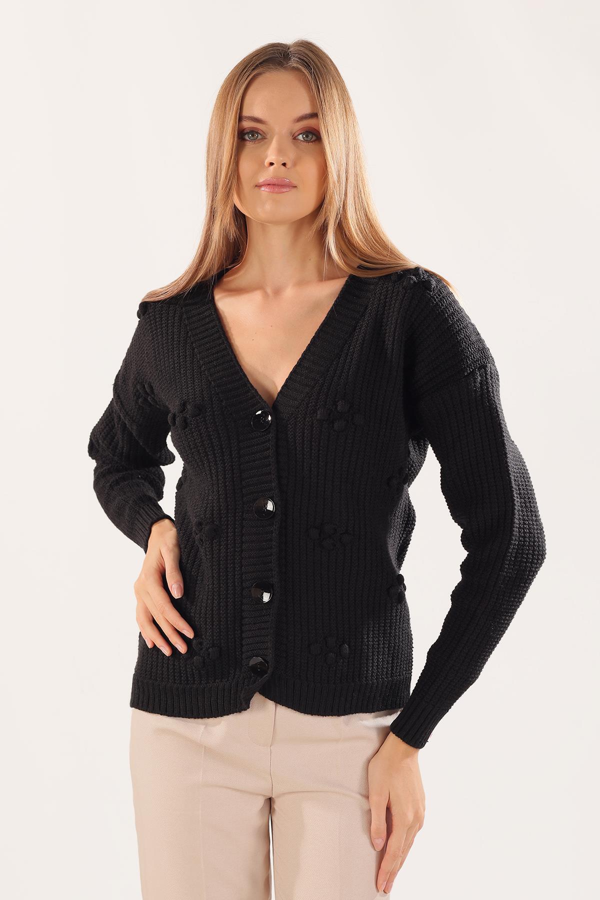 Siyah Kabartma Desen Düğmeli Hırka 4002 - 2