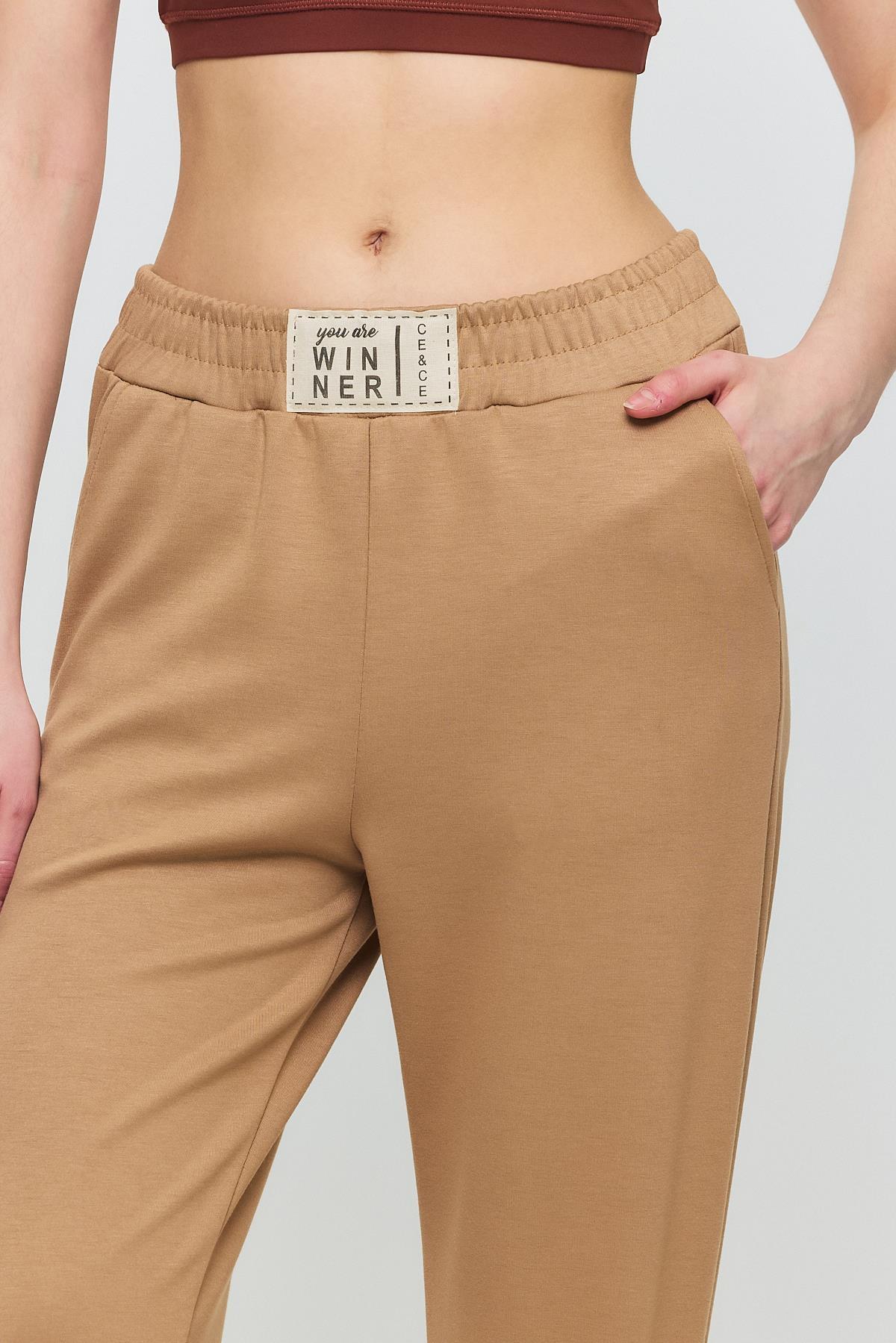 4011 Ön Aksesuar Detay Eşofman Camel - 4