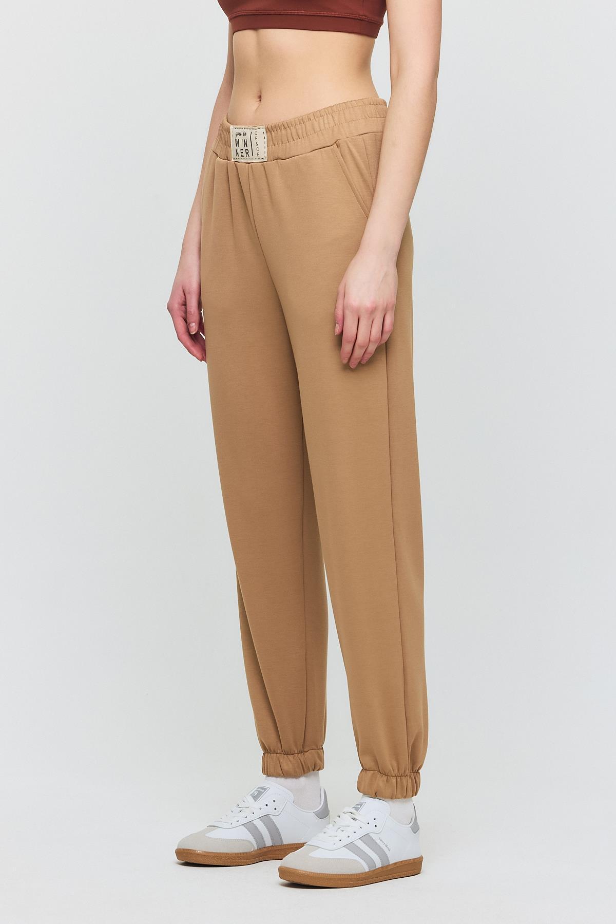 4011 Ön Aksesuar Detay Eşofman Camel - 3