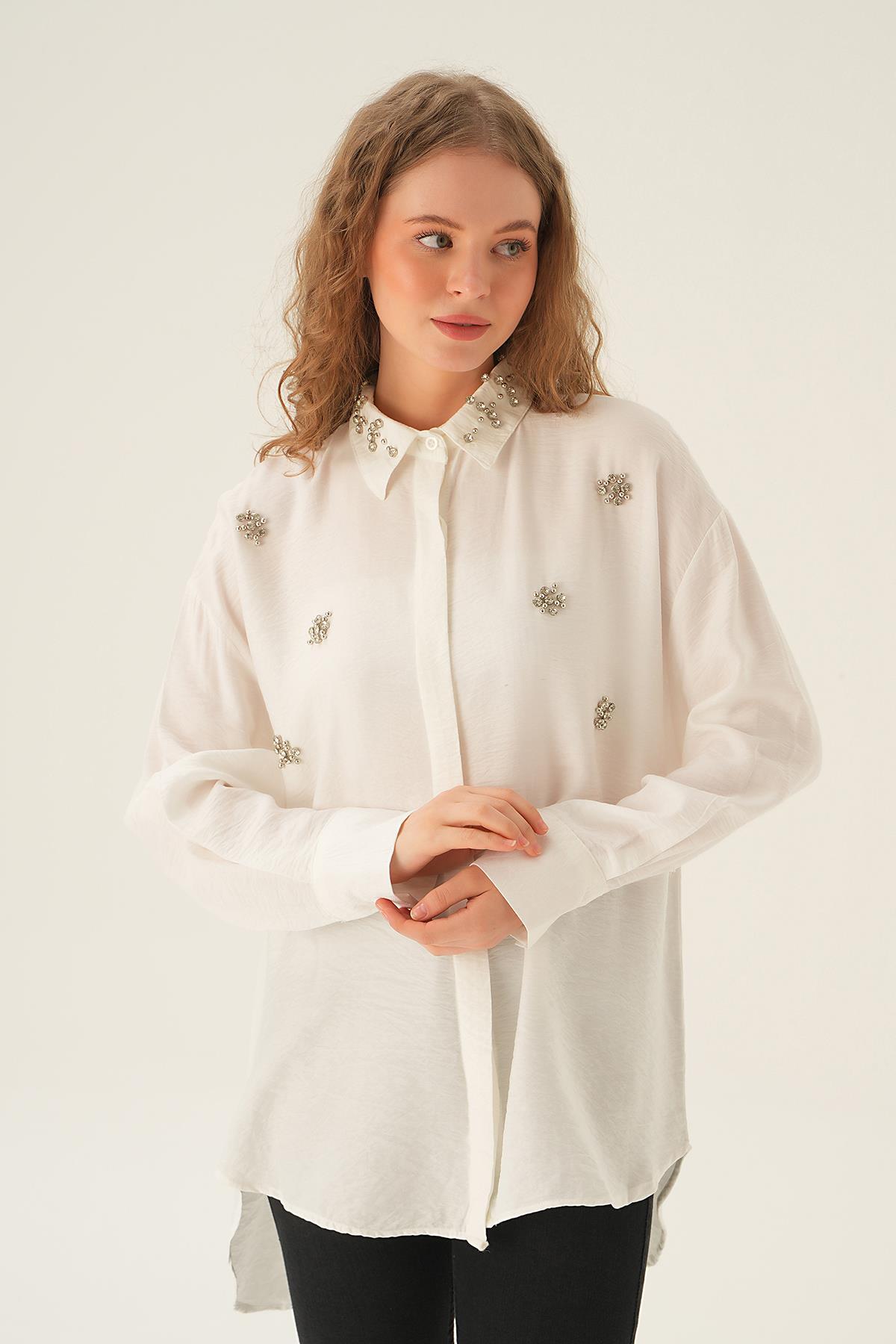 4019 Yaka Taş Detay Gömlek Beyaz 