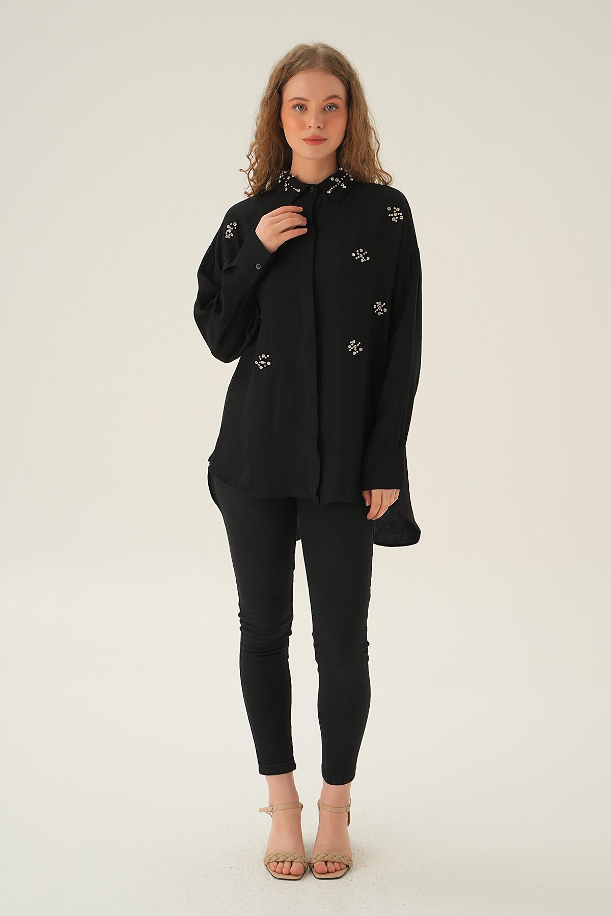 Siyah Yaka Taş Detay Gömlek 4019 - 2