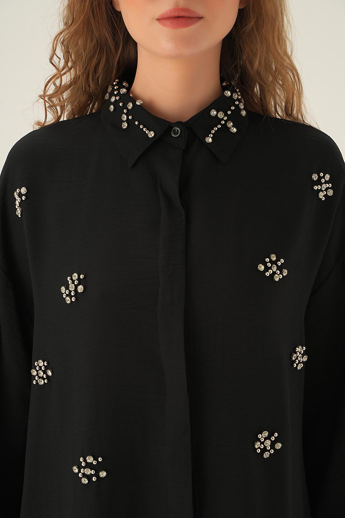 Siyah Yaka Taş Detay Gömlek 4019 - 5