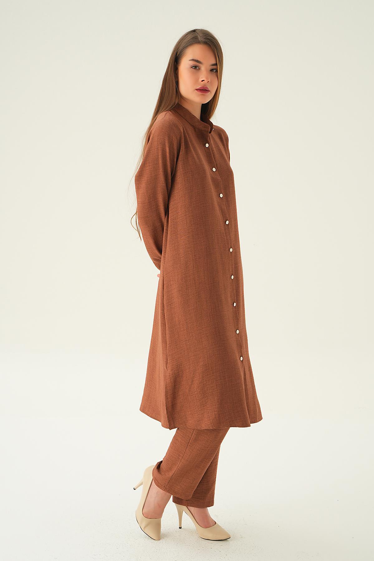 4021A Hakim Yaka Tunik Pantolon Takım Kahve - 4