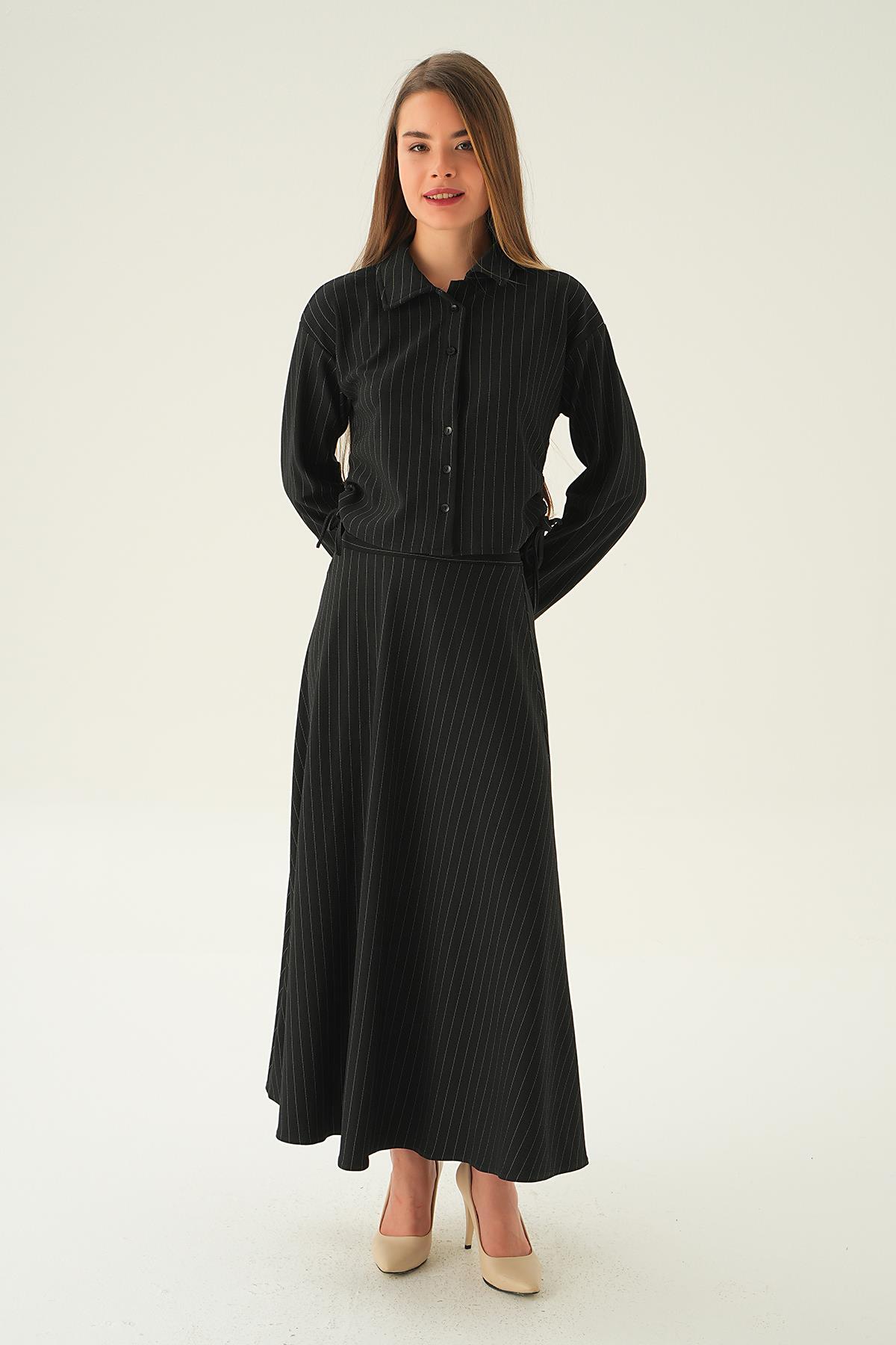 Siyah Yan Büzgülü Gömlek Etek Takım 4025A - 2