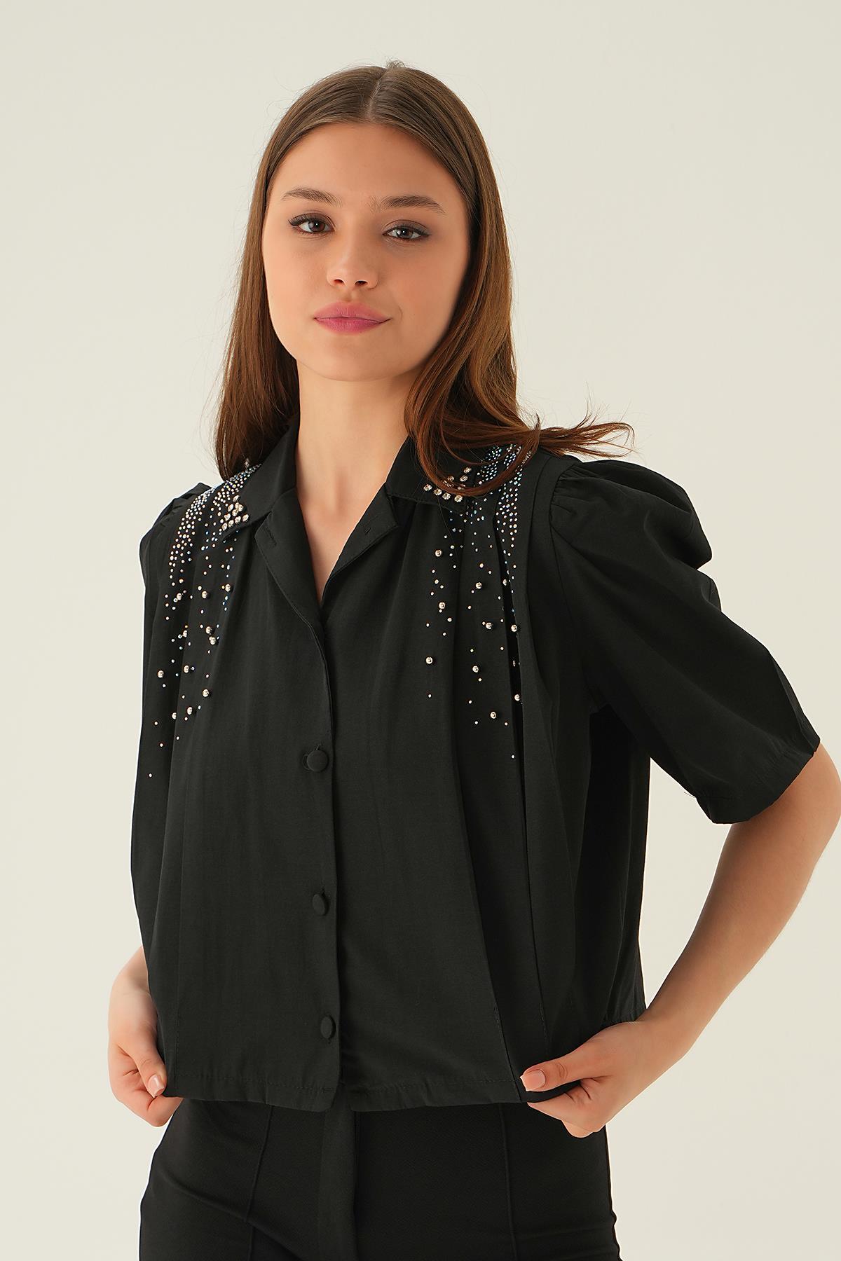 4039 Omuzu Taşlı Kısa Gömlek Siyah - 3