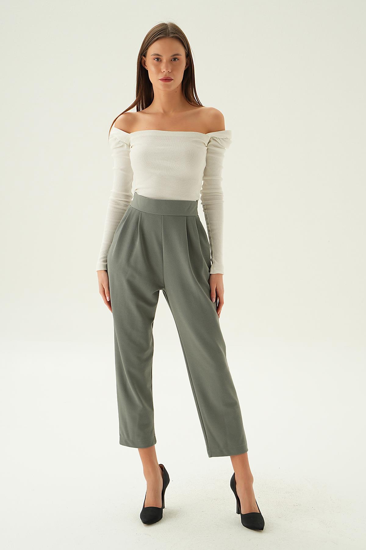 Gri Arka Bel Lastik Pileli Pantolon 4072A 