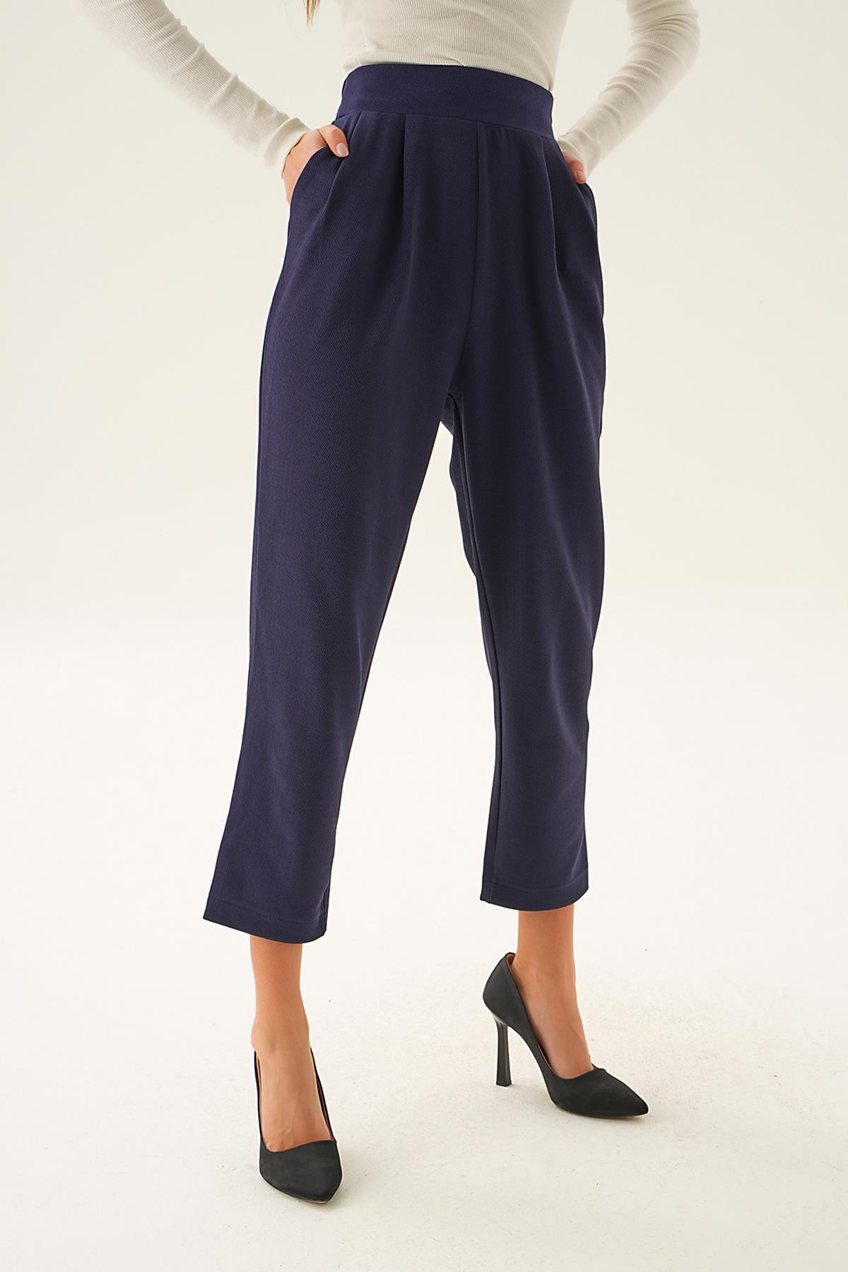 Laci Arka Bel Lastik Pileli Pantolon 4072A - 3
