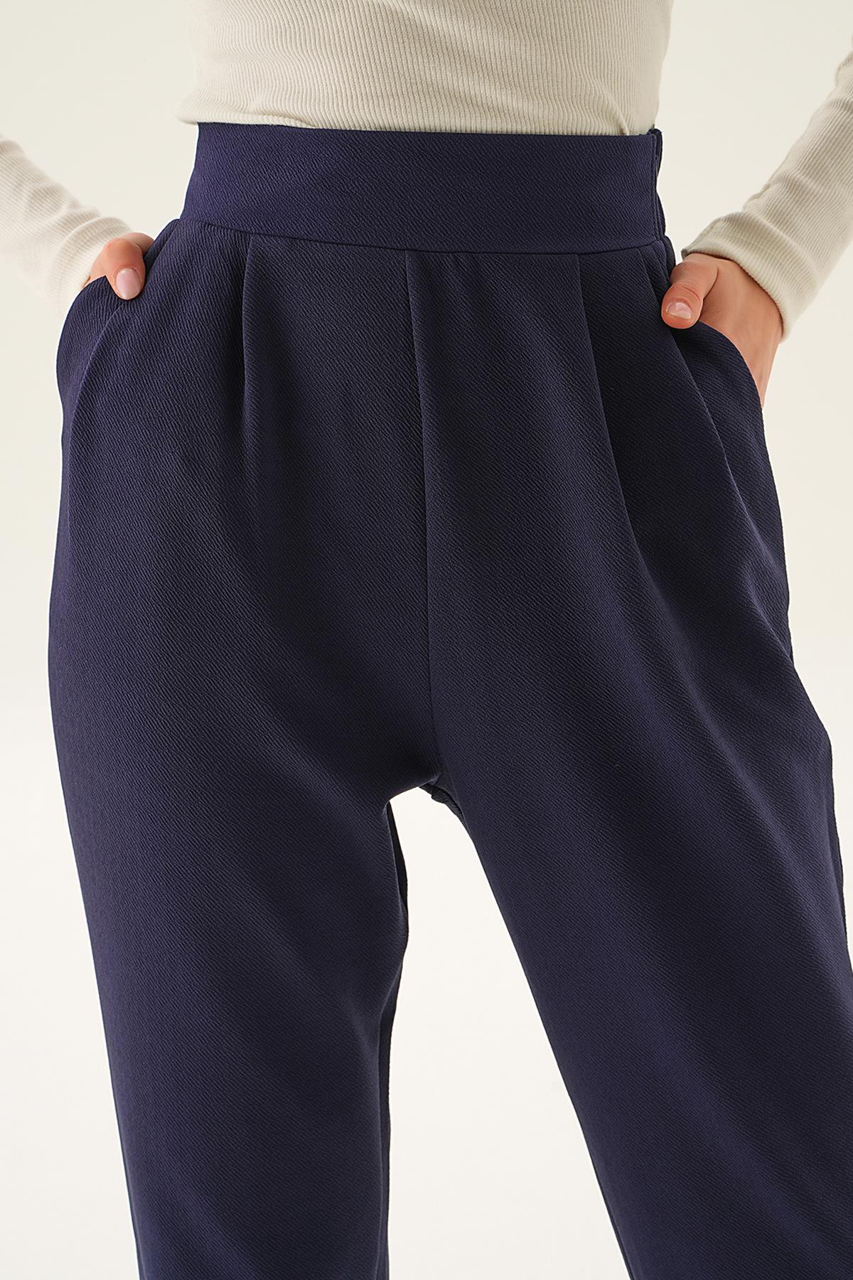 Laci Arka Bel Lastik Pileli Pantolon 4072A - 6