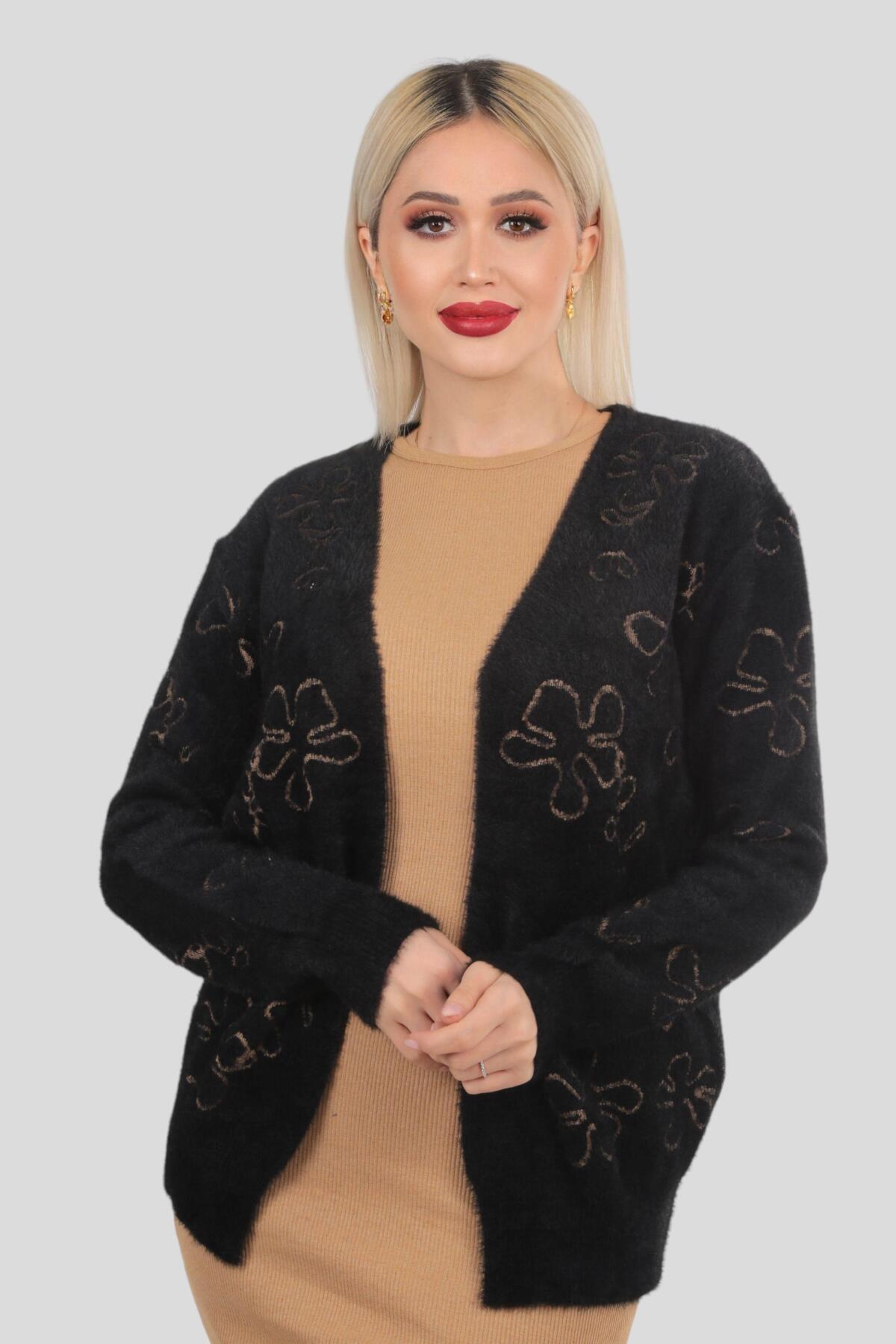 Siyah Çiçek Detay Sakallı Hırka 4160 - 1