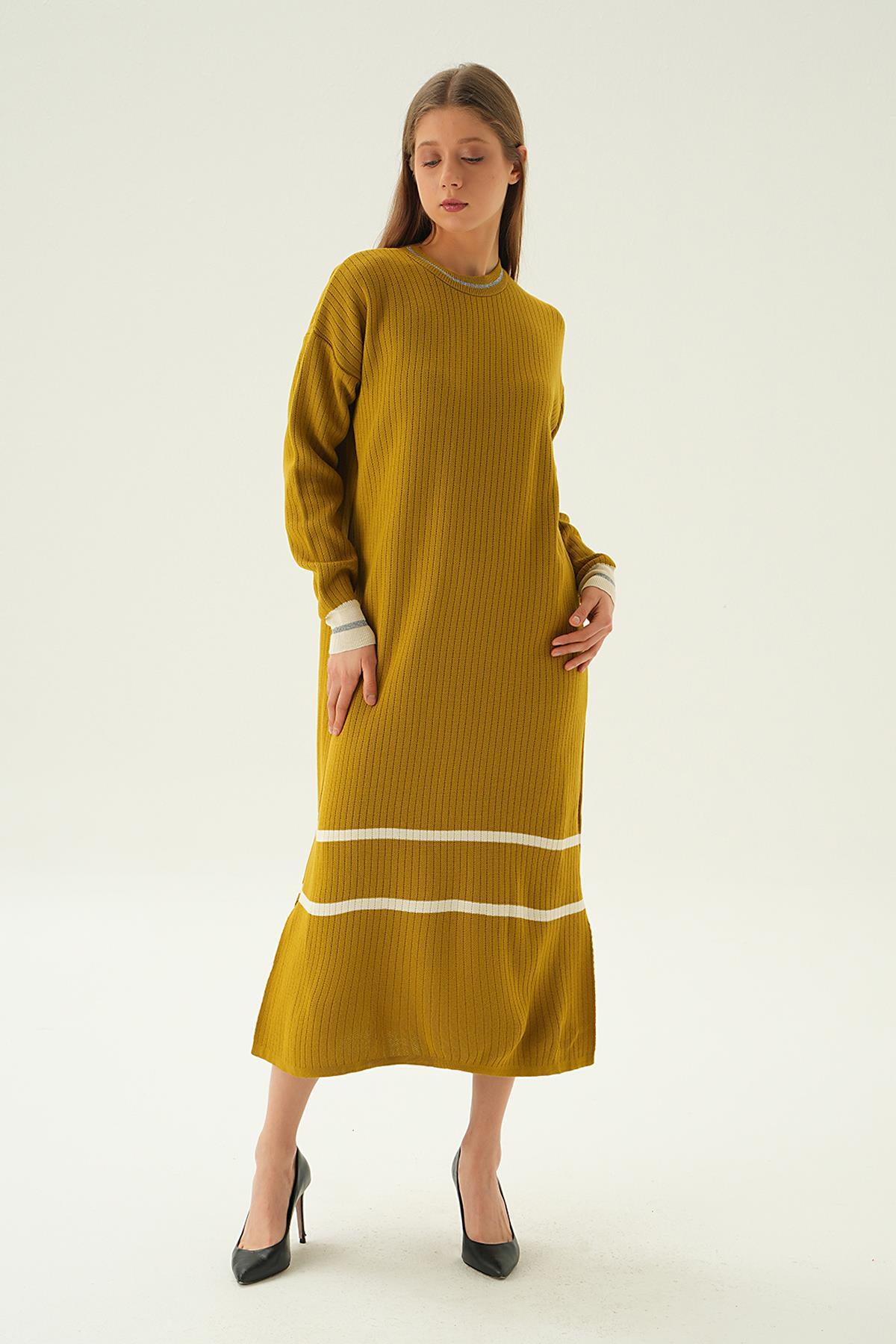 4215 Çizgi Detay Triko Elbise Yağ Yeşili - 4