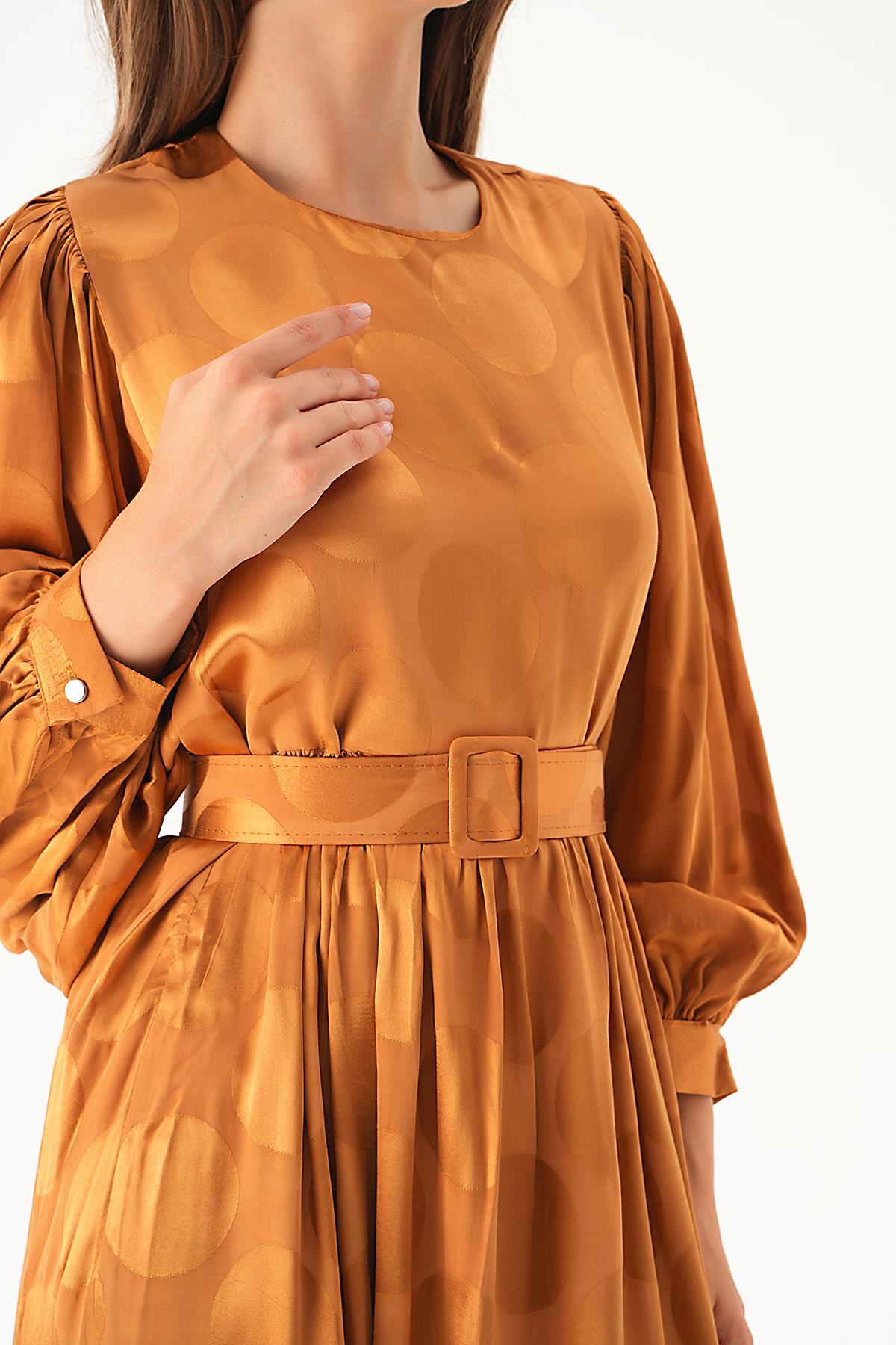 Puantiye Desen Kemerli Elbise 4215A Camel - 5