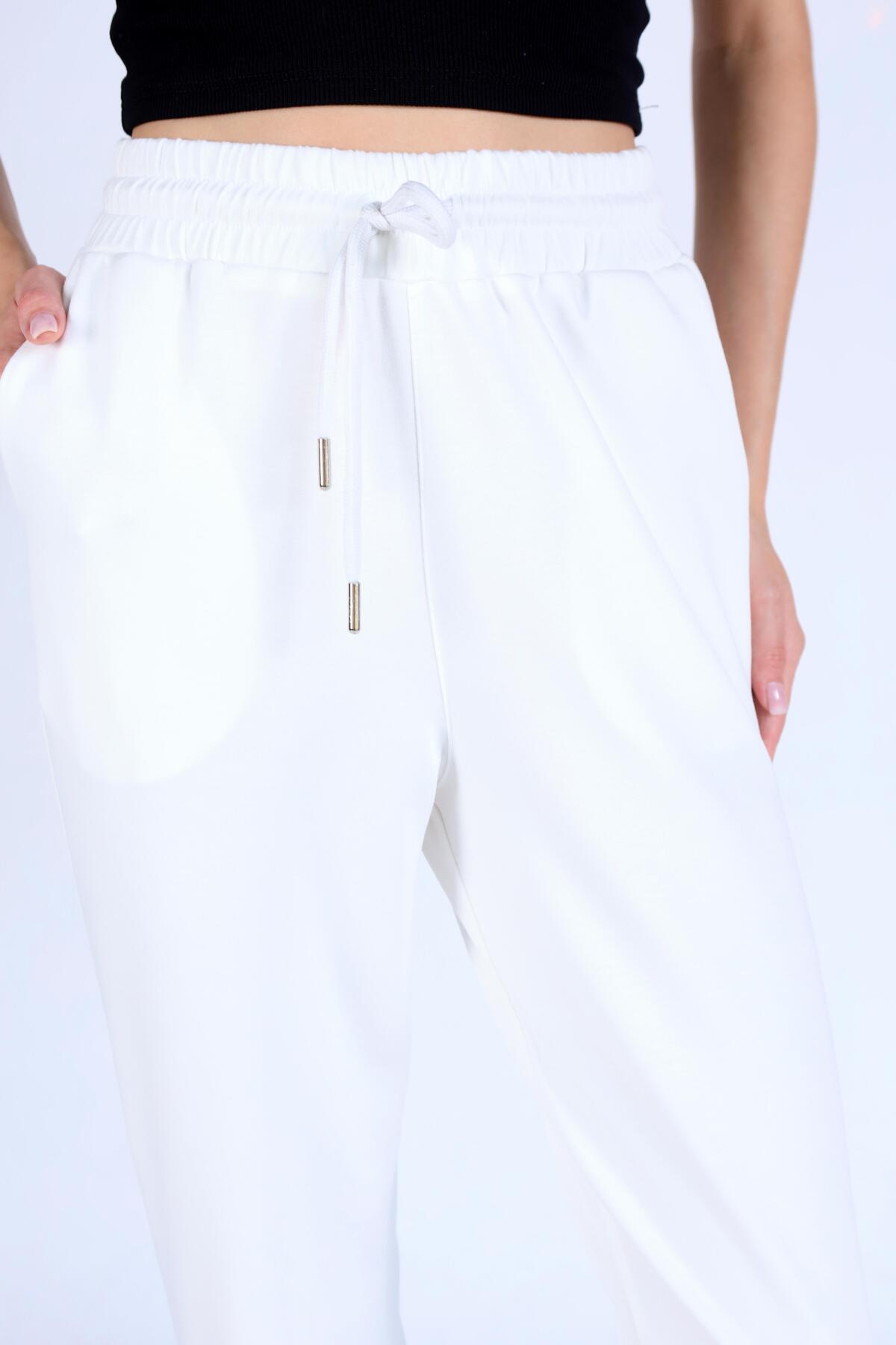 Beyaz Paça Çıtçıtlı Eşofman 4281A - 3