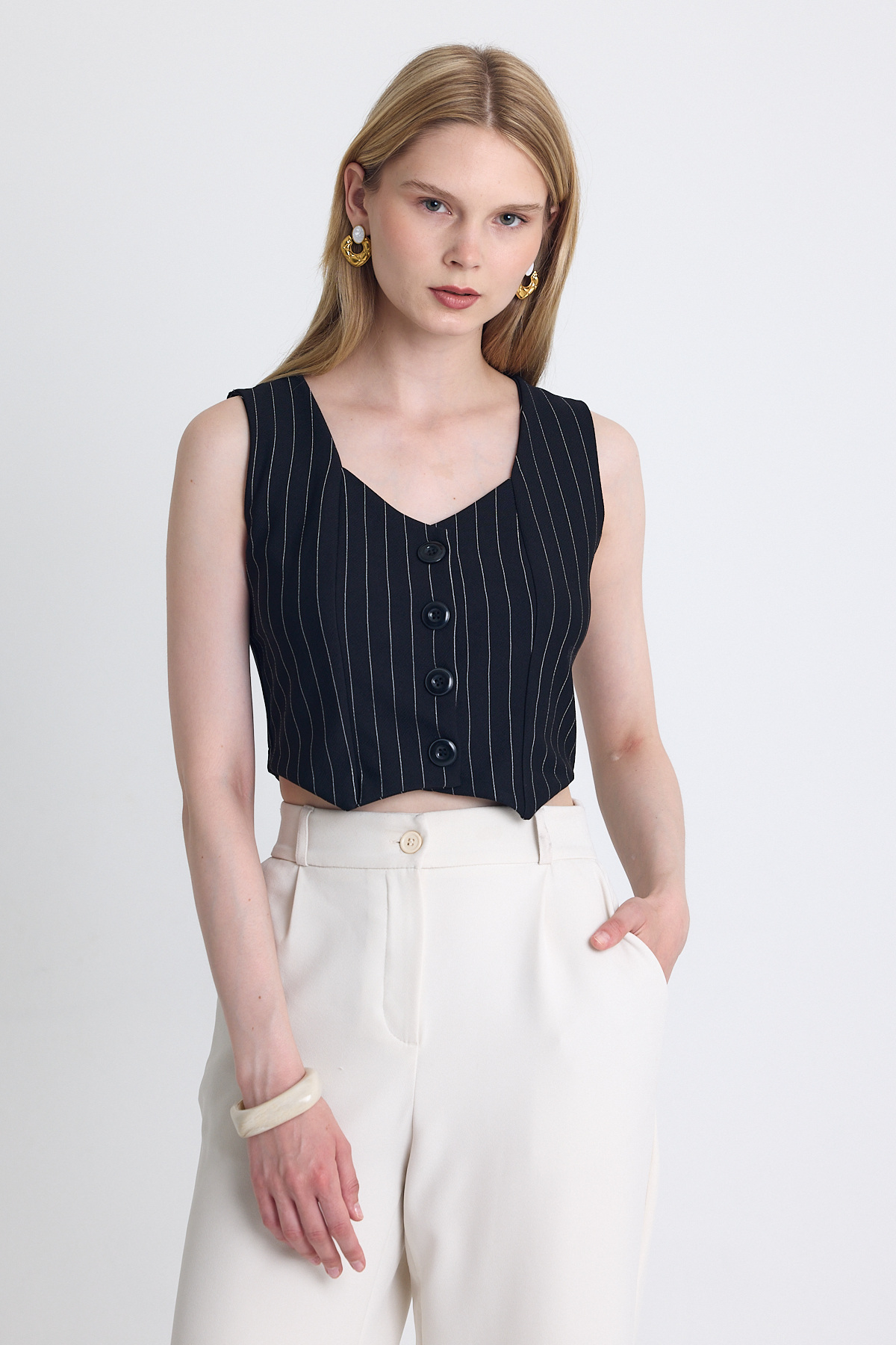 Siyah Çizgili V Yaka Pens Detaylı Düğmeli Crop Yelek 4288A 