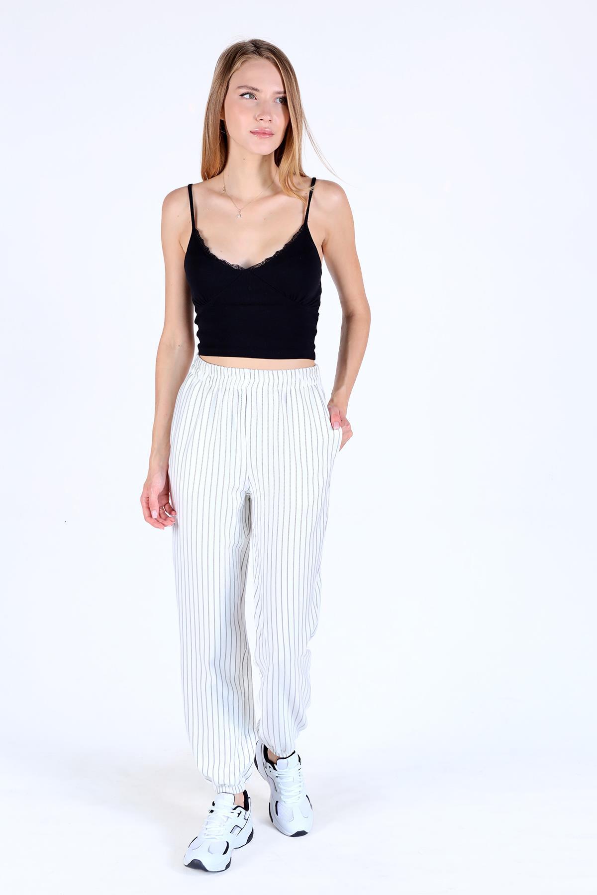 Beyaz Çizgi Detaylı Eşofman 4311A - 7