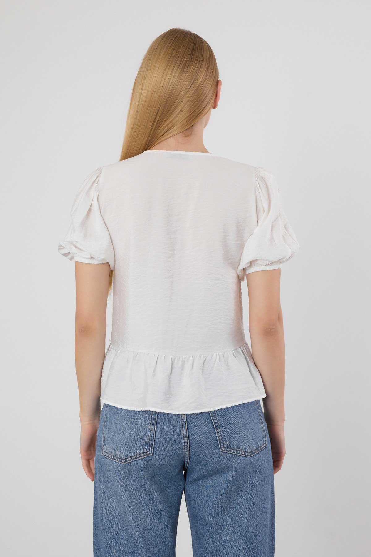 Beyaz Ön Bağlama Detay Bluz 4334A - 5