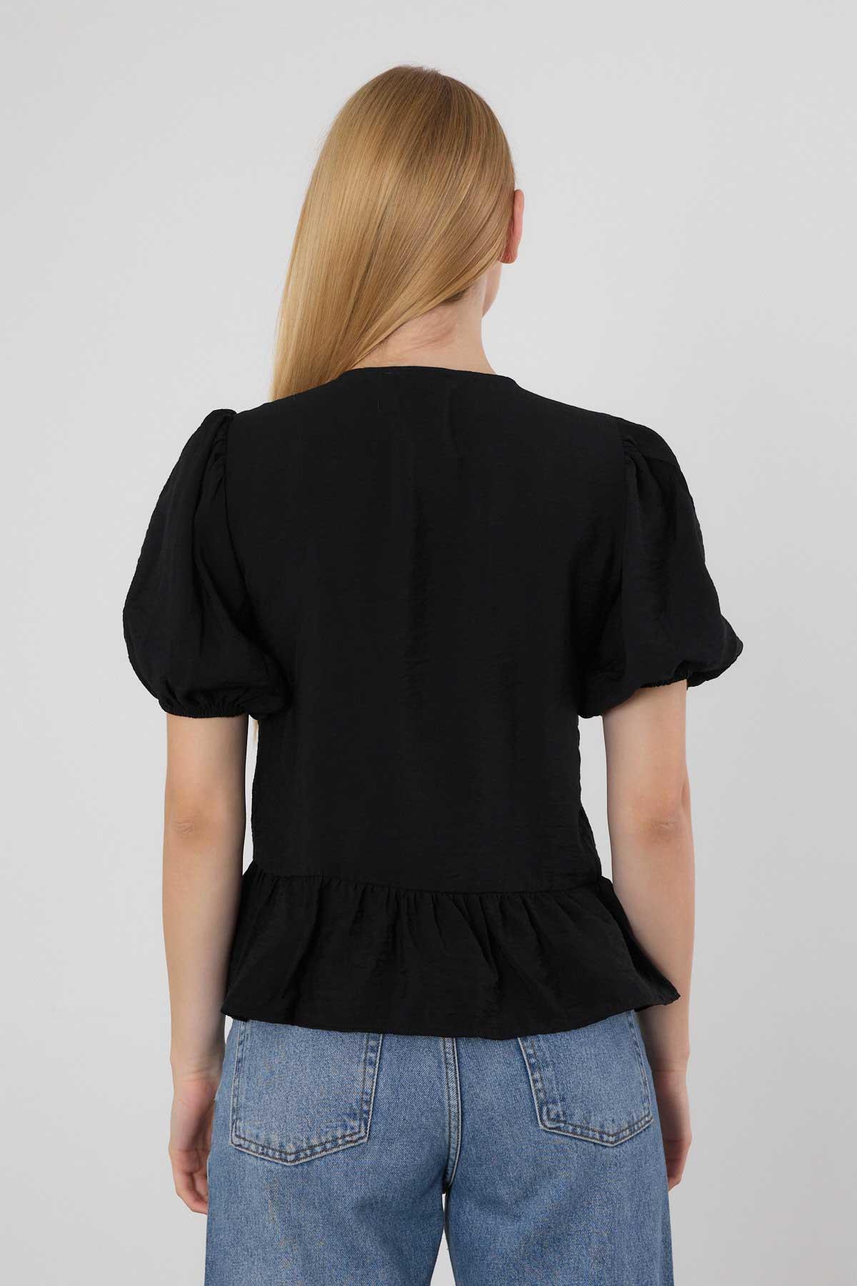 Siyah Ön Bağlama Detay Bluz 4334A - 5