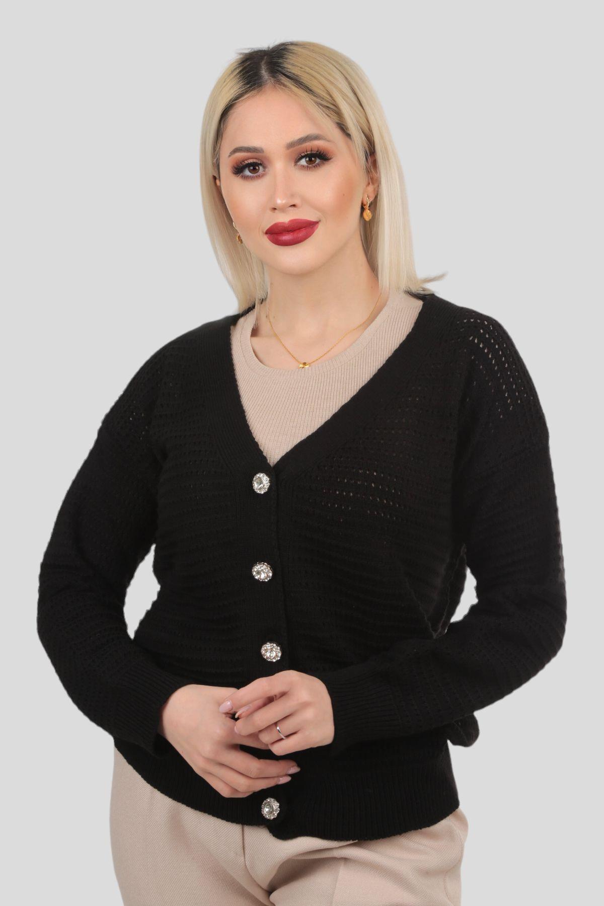 Siyah Düğmeli Retro Hırka 4355 - 1