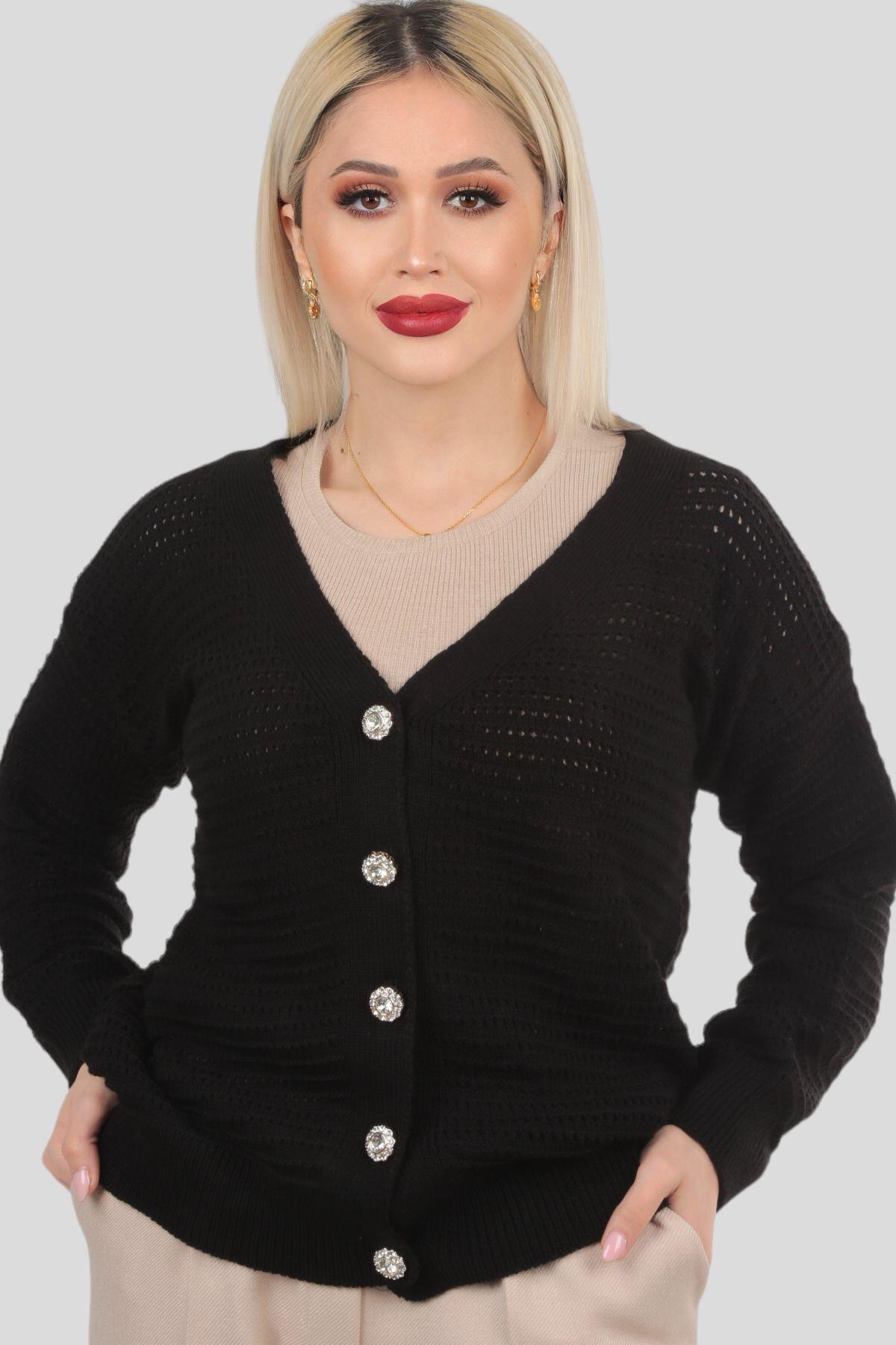 Siyah Düğmeli Retro Hırka 4355 - 2