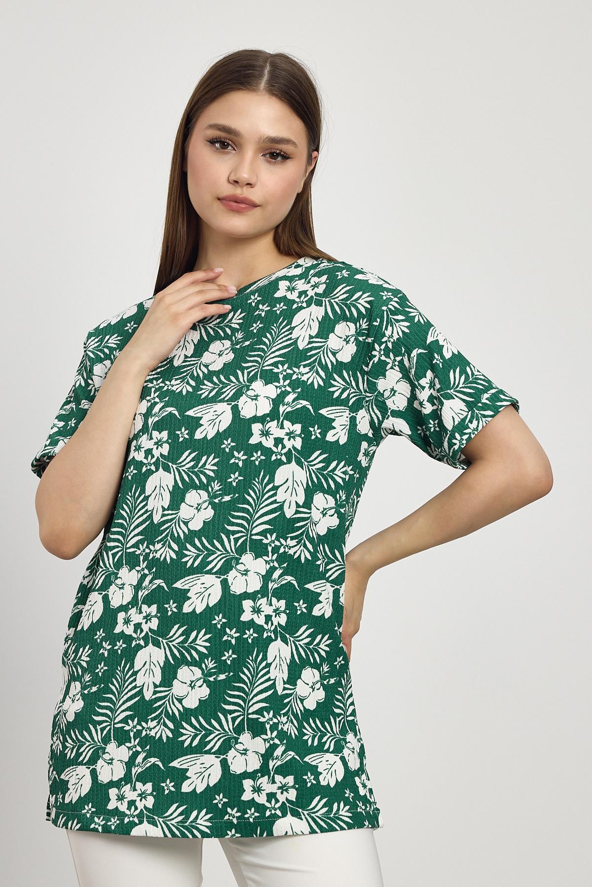 Zümrüt Çiçek Desen Tişört 4357A - 3