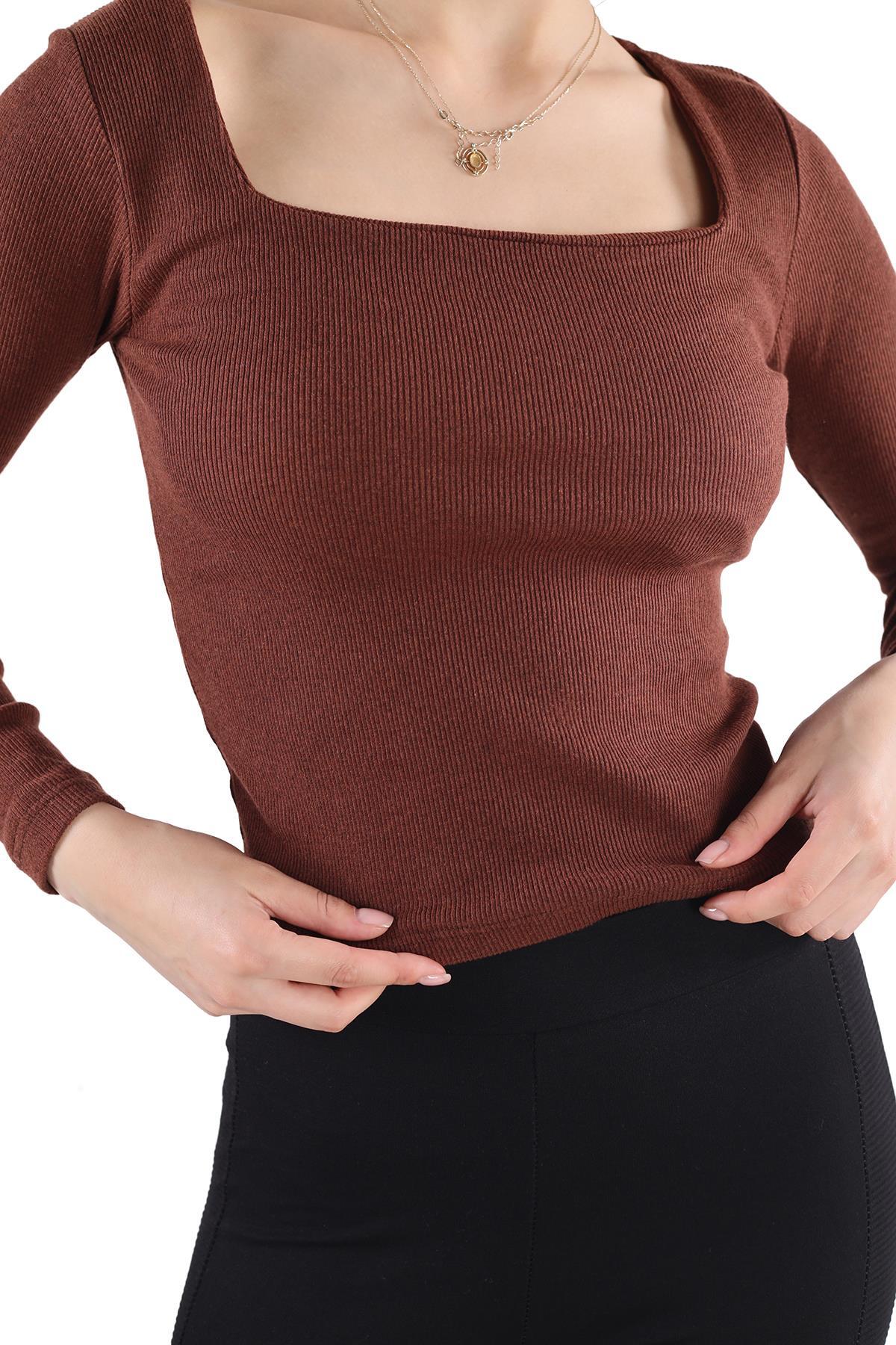 441 Kare Yaka Bluz Acı Kahve - 4