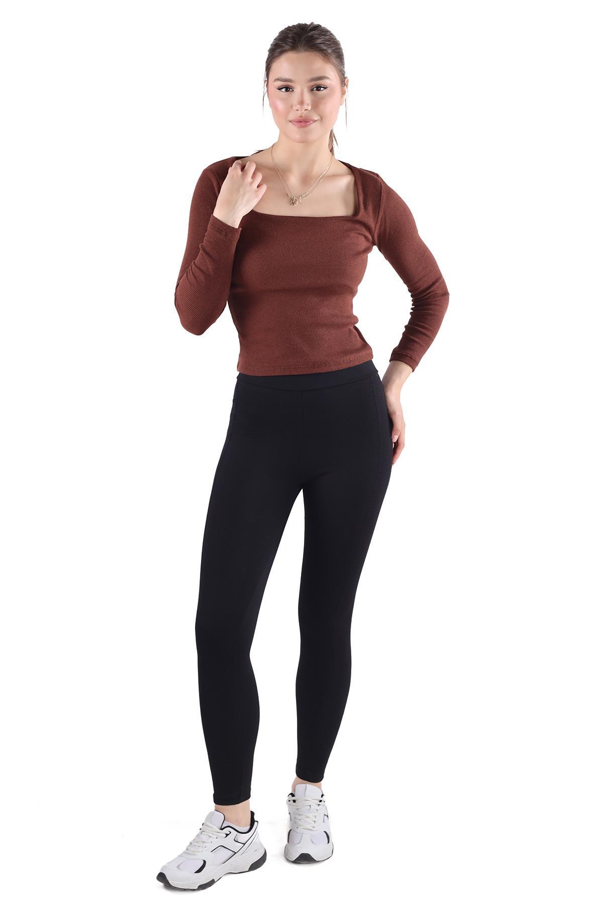 Acı Kahve Kare Yaka Bluz 441 - 2