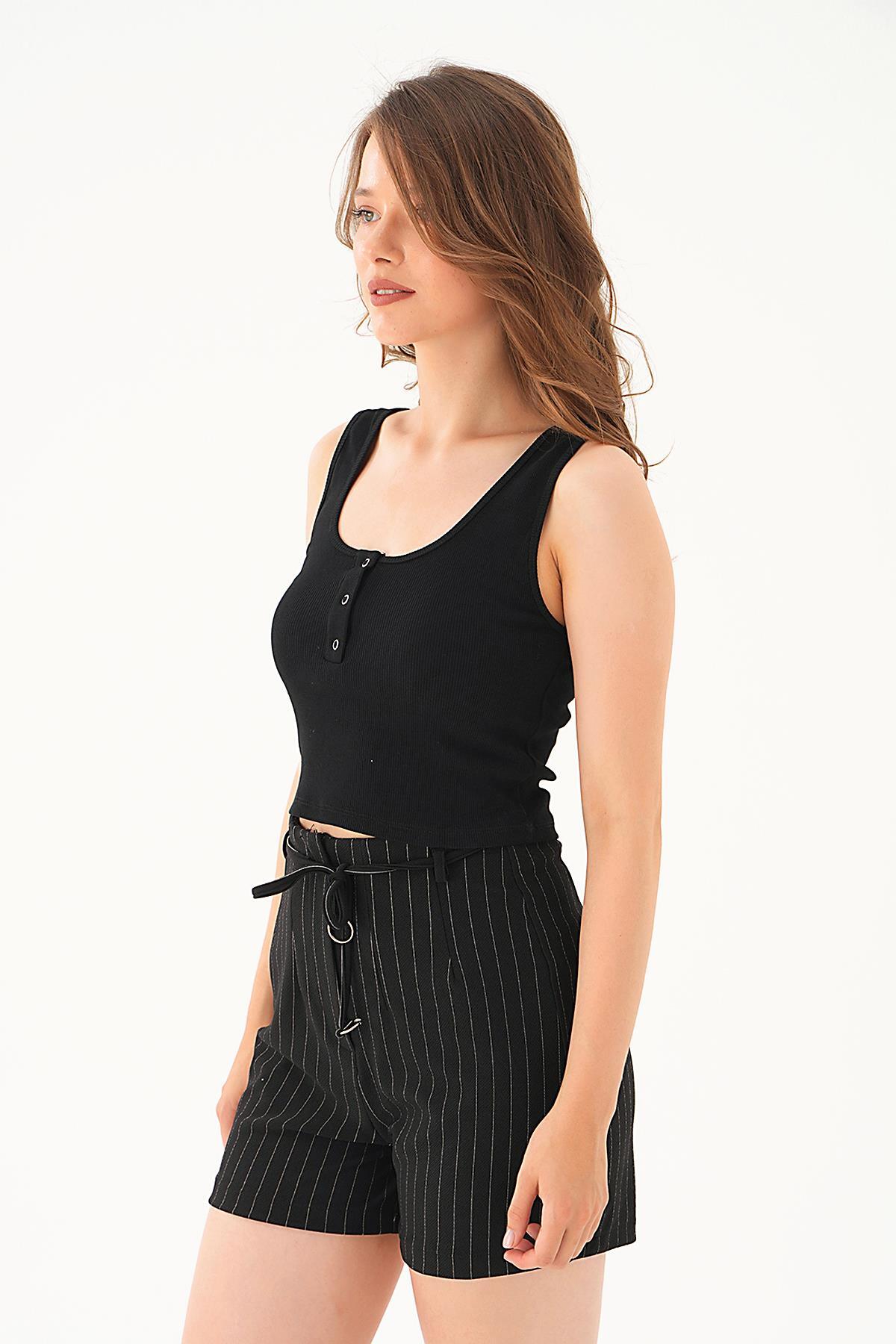 Siyah Ön Çıtçıtlı Atlet 443 - 4