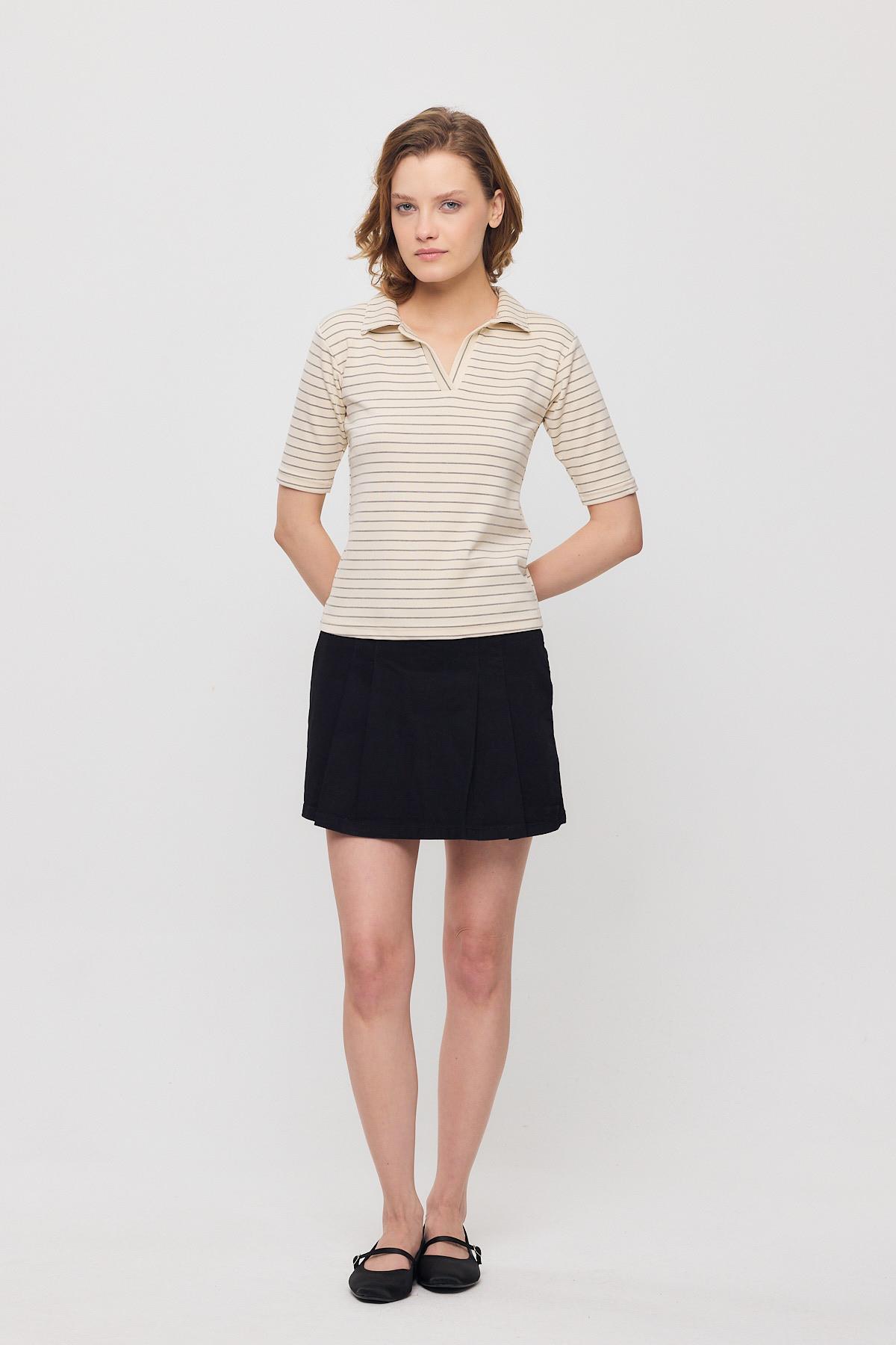 4449A V Yaka Çizgili Kısa Tişört Bej - 3