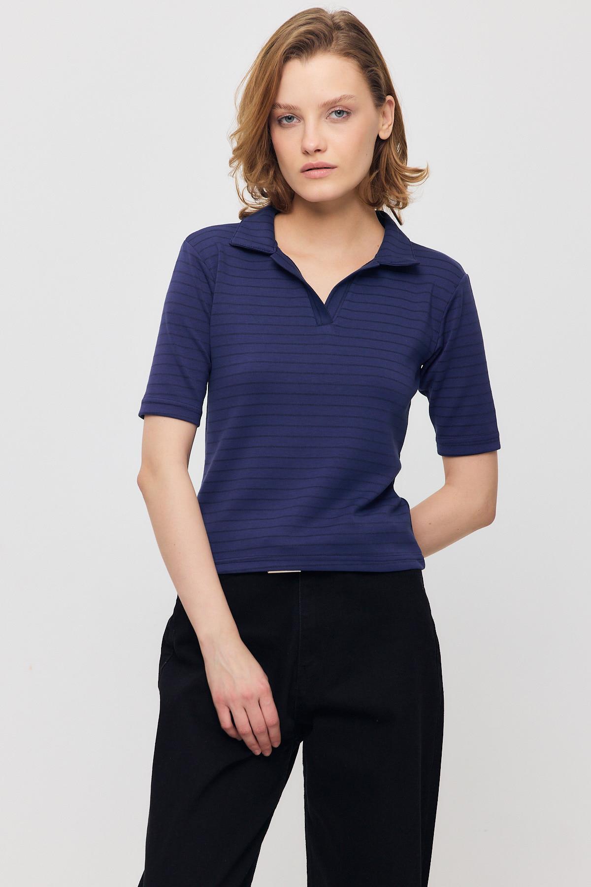 Laci V Yaka Çizgili Kısa Tişört 4449A - 8