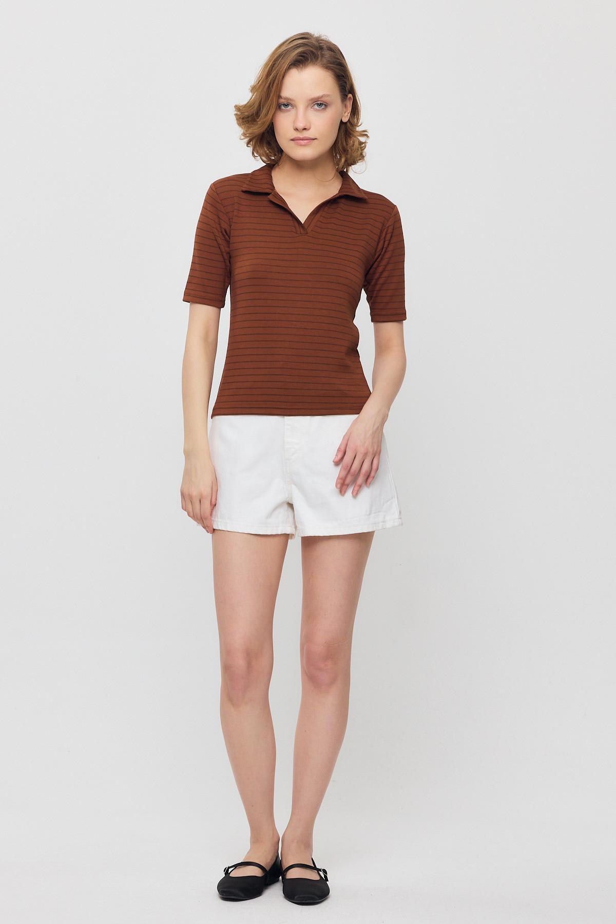 Taba V Yaka Çizgili Kısa Tişört 4449A - 2