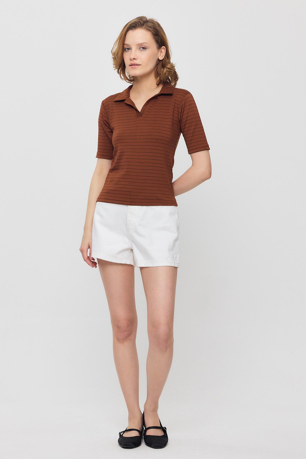 Taba V Yaka Çizgili Kısa Tişört 4449A - 8