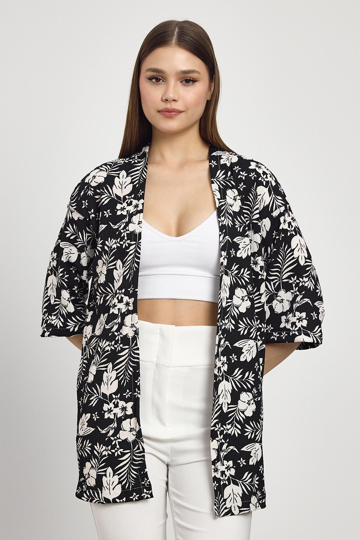 Siyah Çiçek Desen Fakir Kol Kimono 4463A - RAYS