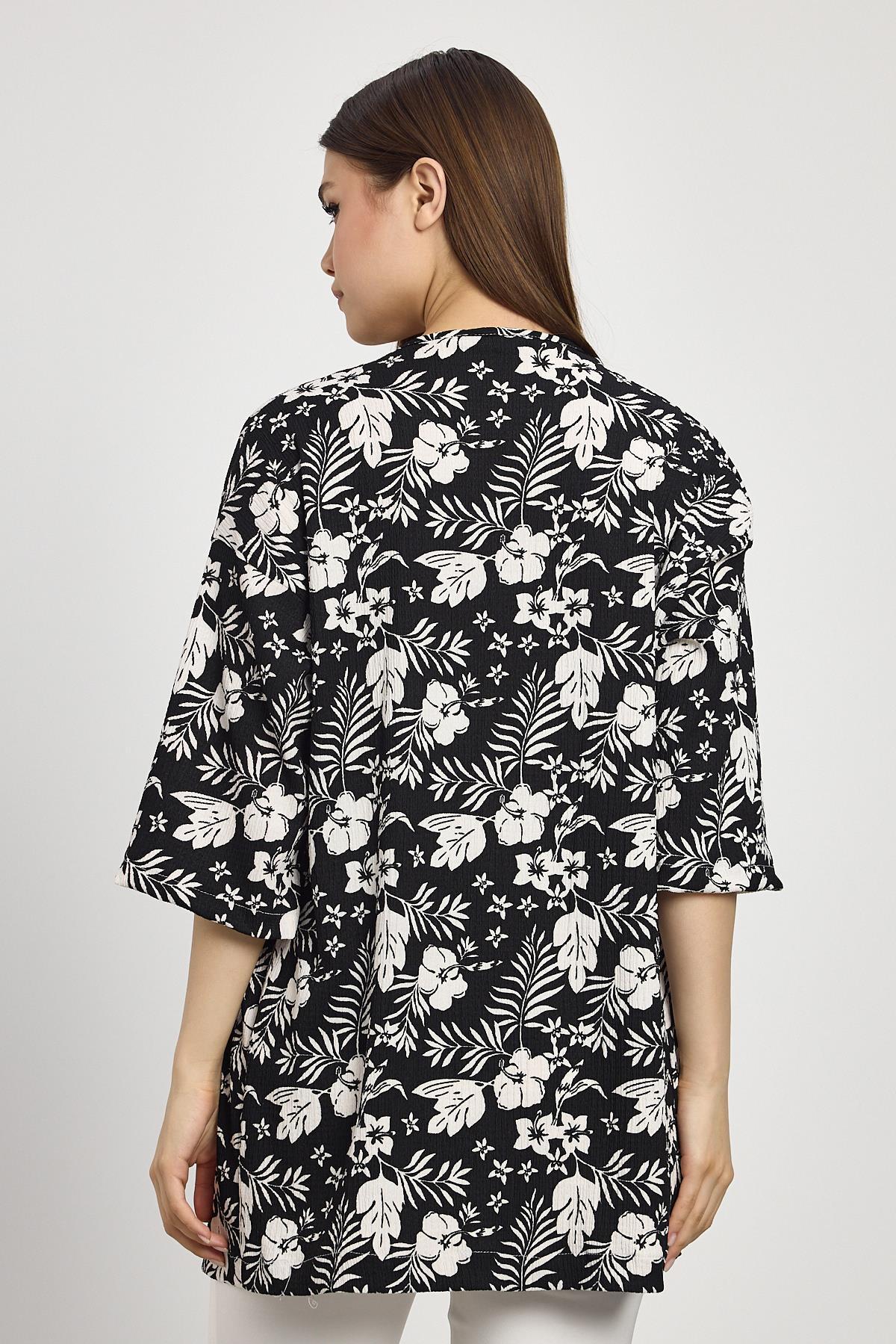 Siyah Çiçek Desen Fakir Kol Kimono 4463A - 5