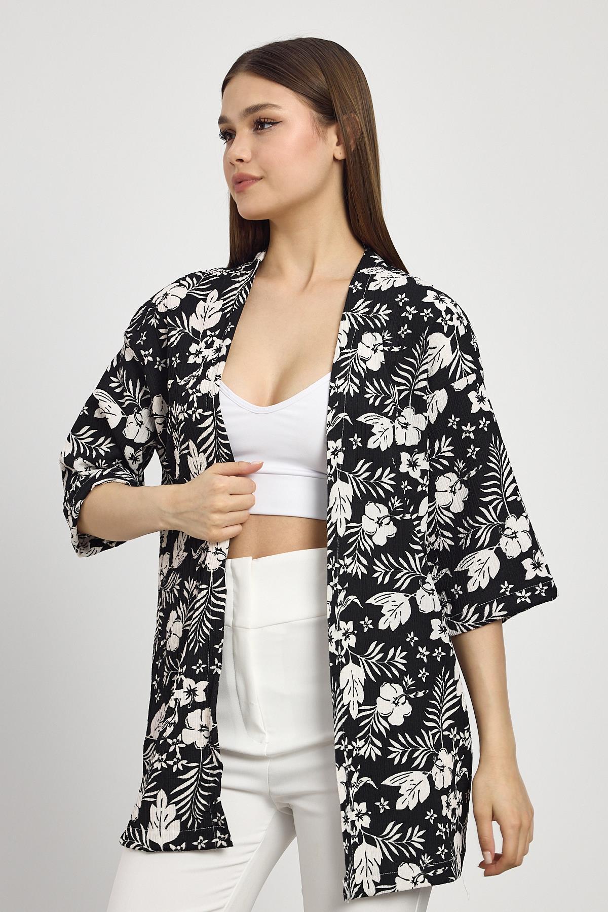 Siyah Çiçek Desen Fakir Kol Kimono 4463A - 6