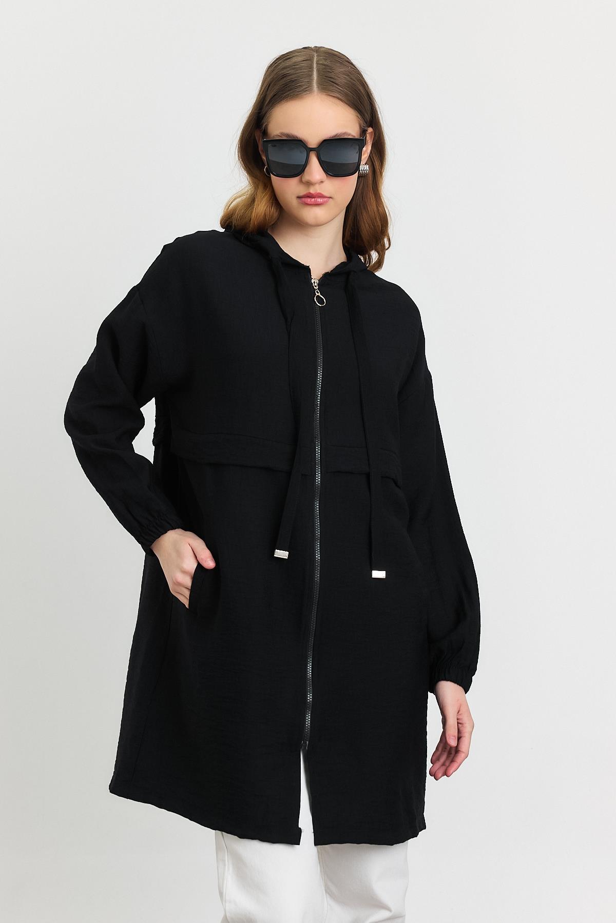 Siyah Kapüşonlu Cepli Kap 4472A - 8