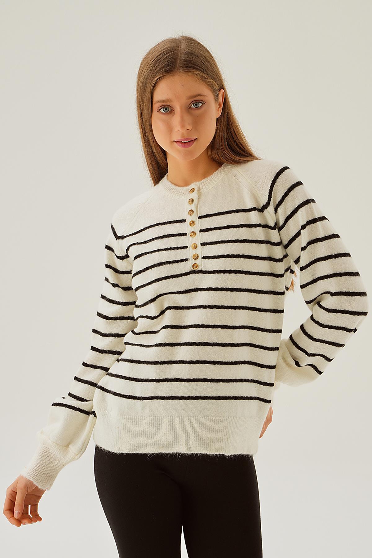 Ekru Balon Kol Çizgili Kazak 4480 - 1