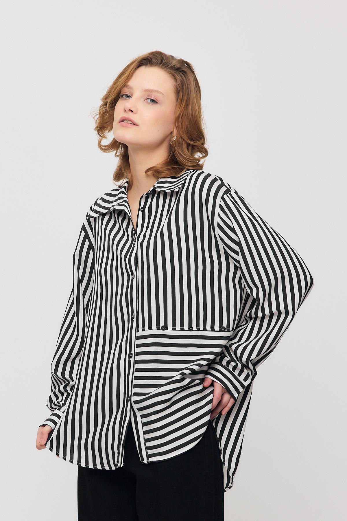 Siyah Çizgili Düğmeli Gömlek 4522A - 7