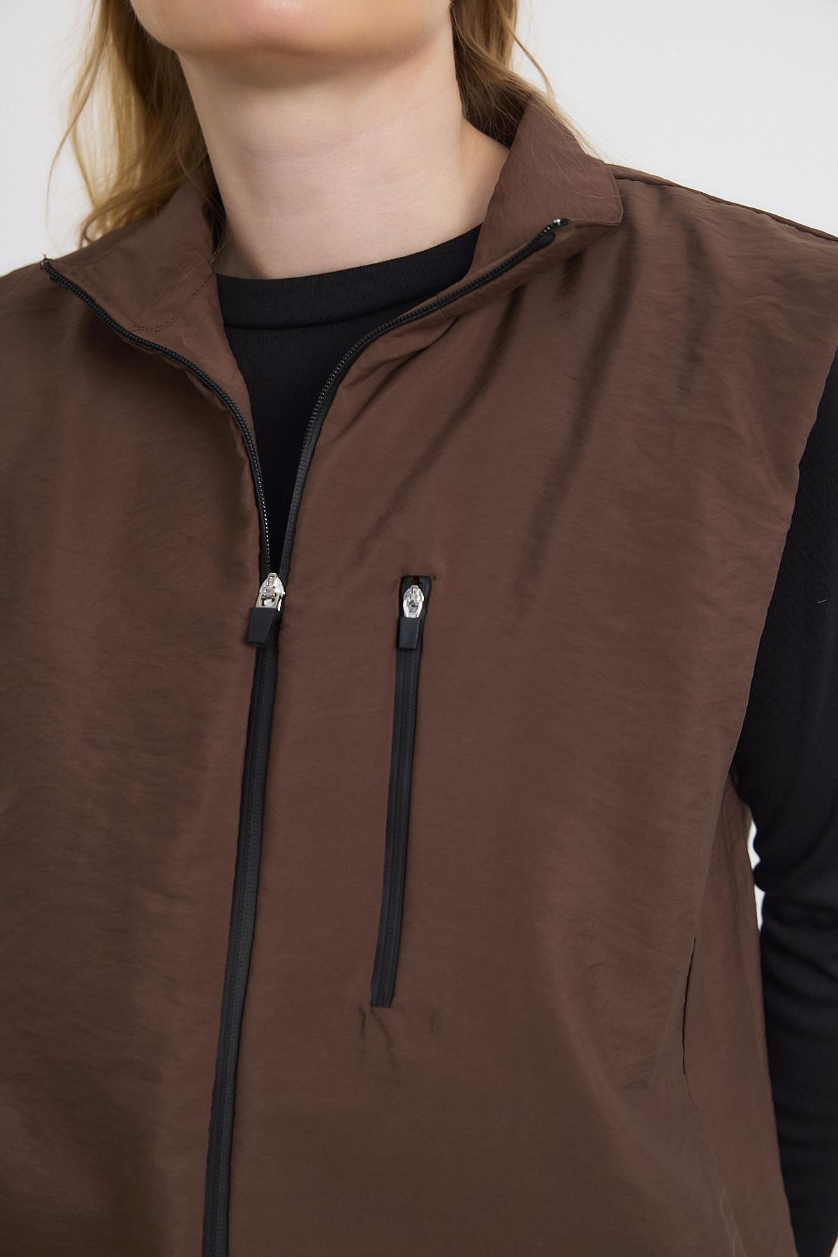4523A Yan Cepli Sıfır Kol Yelek Kahve - 4